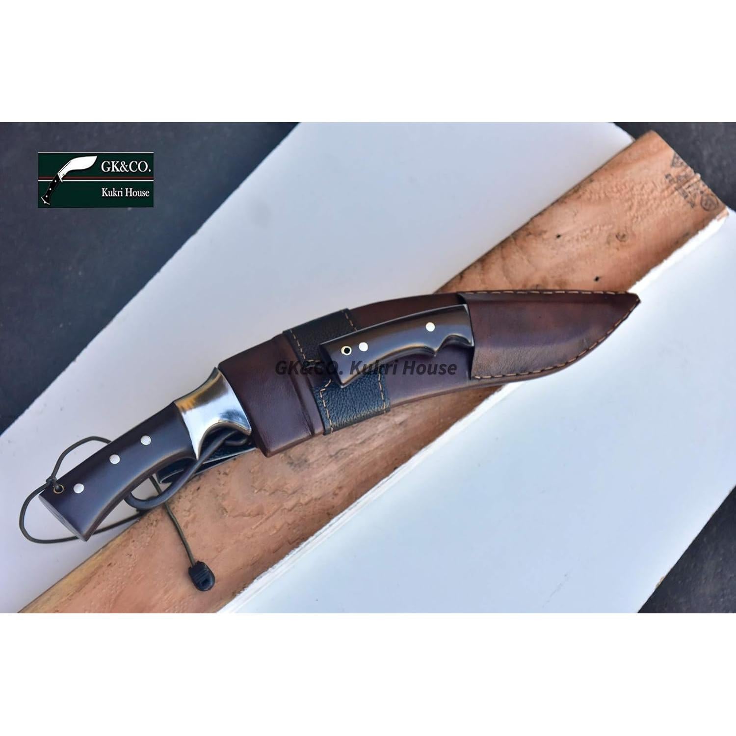 Kukri GK&CO. 11" de Acero al Carbono con Funda Roja