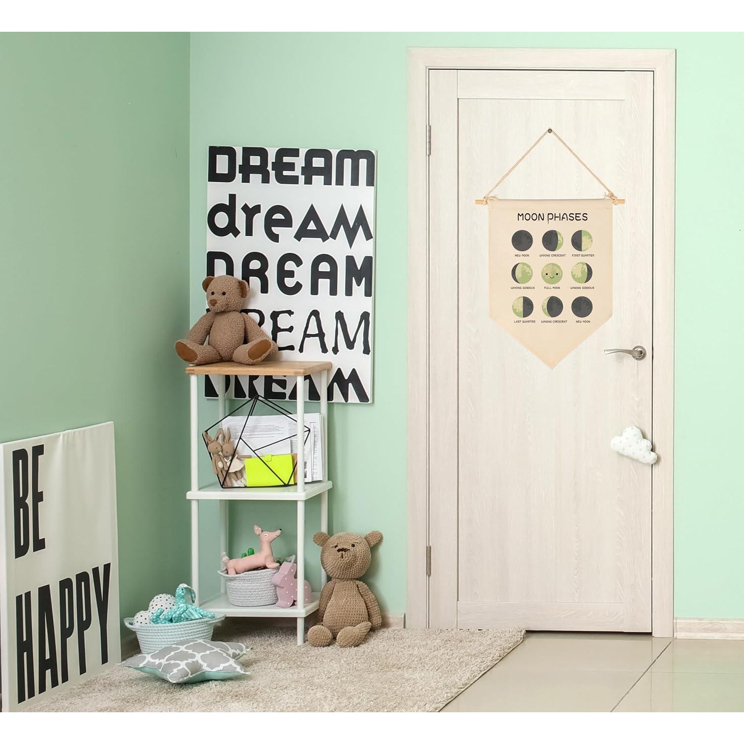 Bandera Colgante Fases de la Luna Montessori Beige 39.6x27.9cm