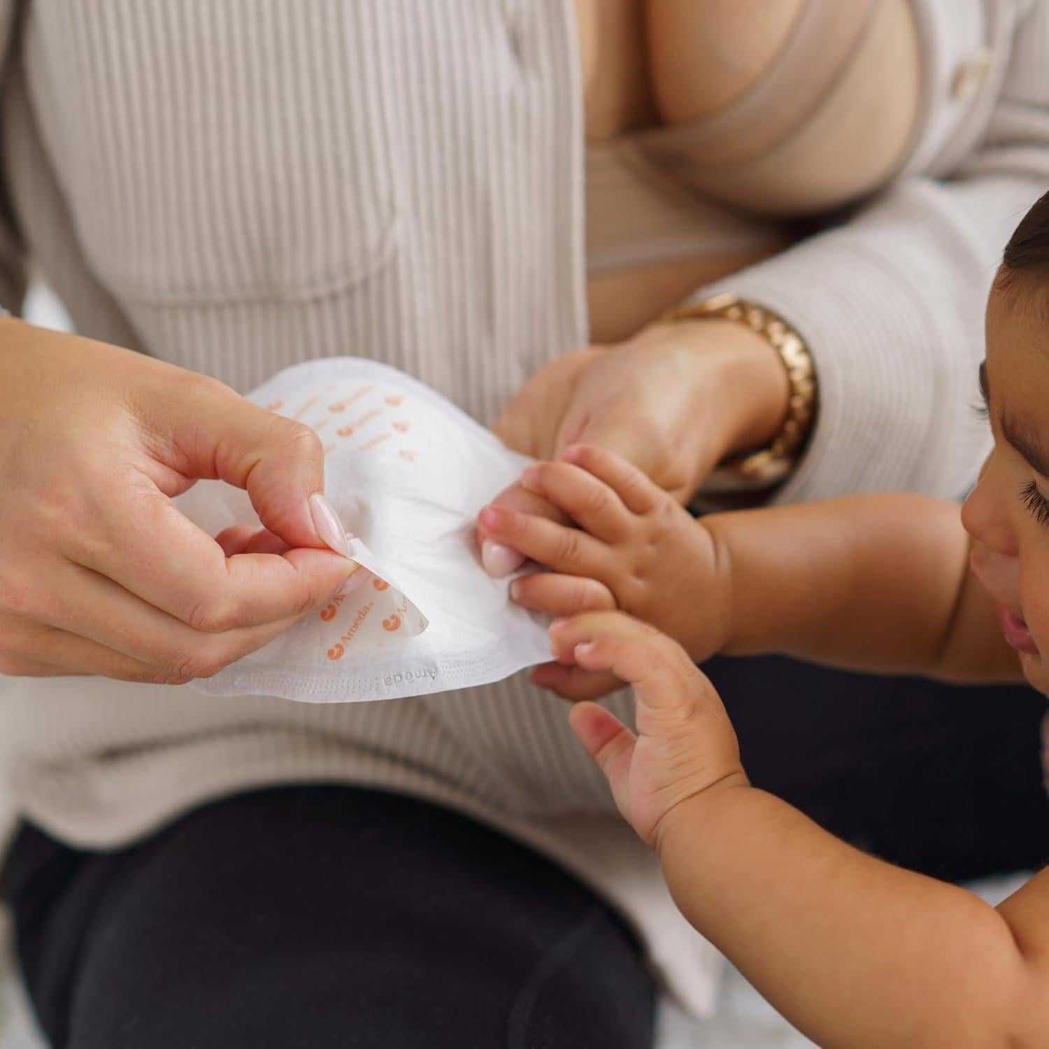 Almohadillas Desechables para Lactancia Ameda MoistureGuard 50 Unidades