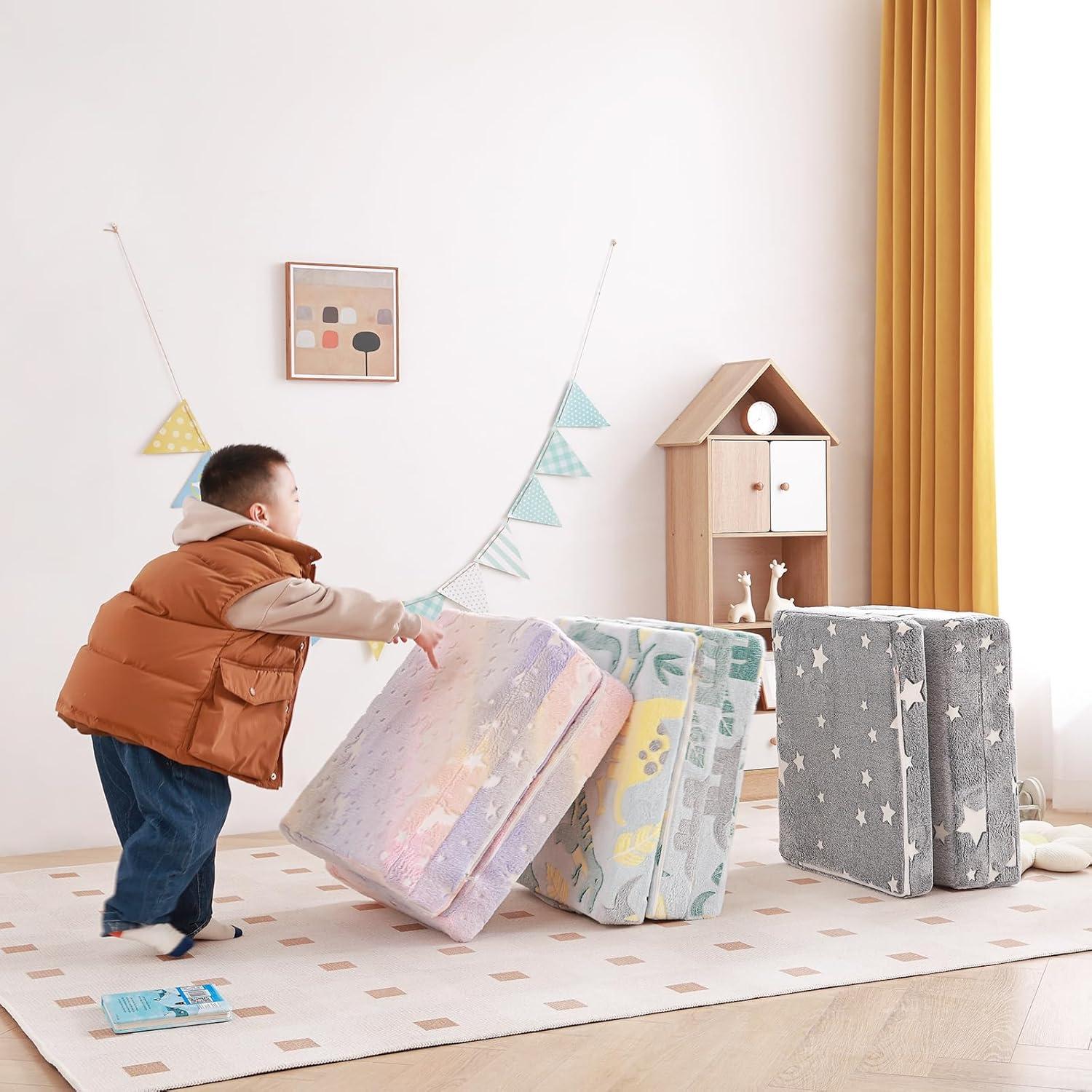 Colchón Trifold Tiita para Niños 144.78x55.88 cm Brilla en la Oscuridad