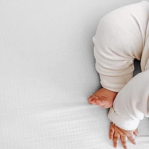 Sábanas Ajustadas Orgánicas para Cuna Newton Baby - 100% Algodón Muselina, Paquete de 2