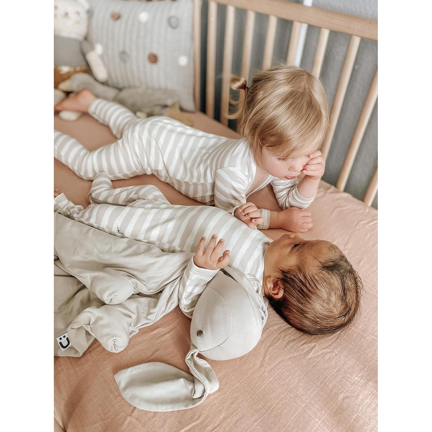 Manta Lovey GUNAMUNA Conejito Suave Unisex 48x30 cm