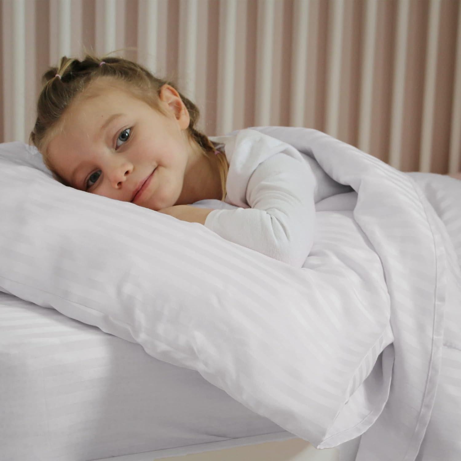 Conjunto de Ropa de Cama Hipoalergénico ZPECC 4 Piezas Rayas Blancas