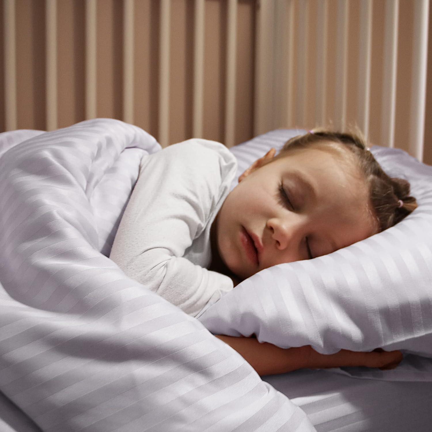 Conjunto de Ropa de Cama Hipoalergénico ZPECC 4 Piezas Rayas Blancas