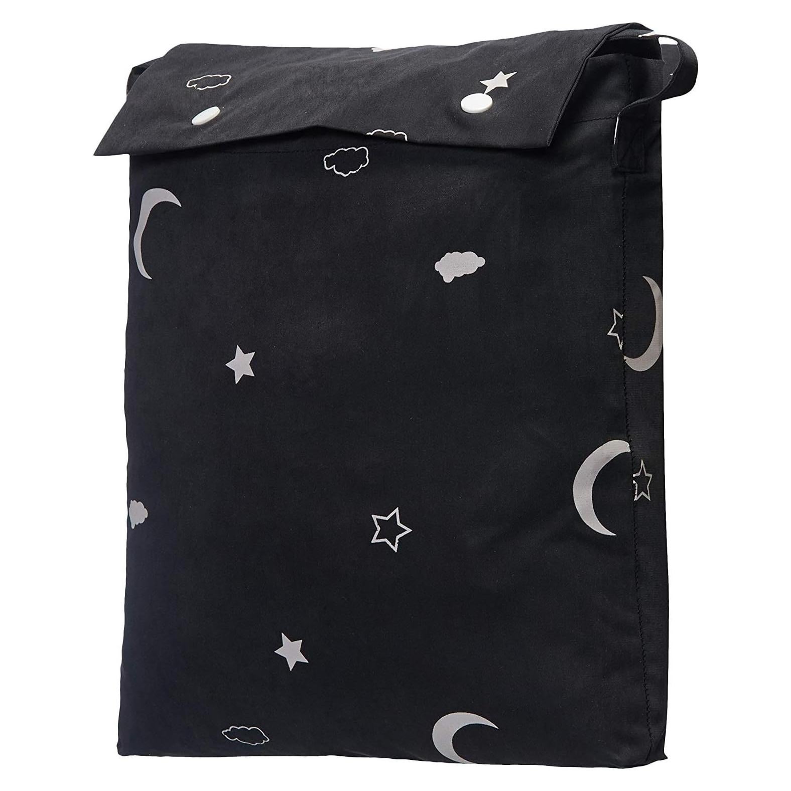 Cortina de Oscurecimiento Portátil Amazon Basics Luna y Estrellas 127x198 cm