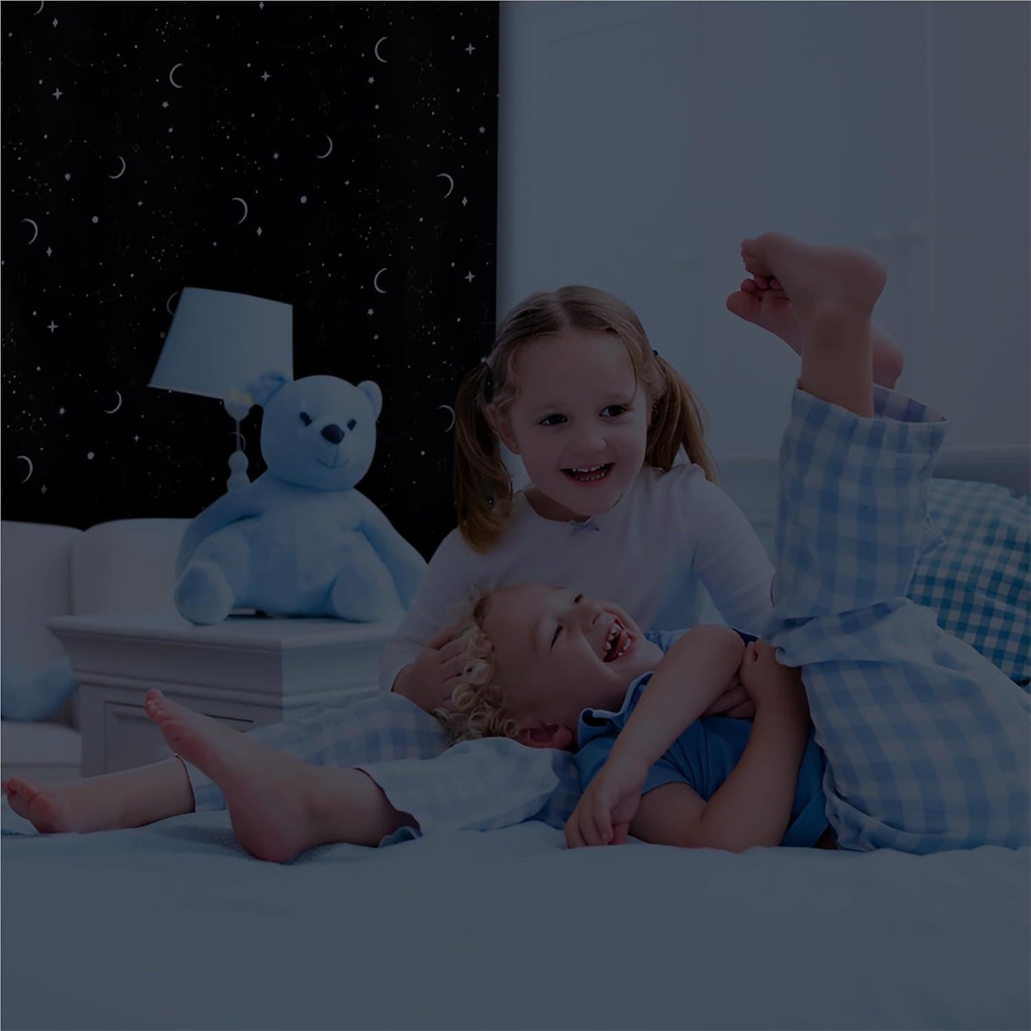 Cortinas Blackout Portátiles Nite Shadez 60x80cm Estrellas UV