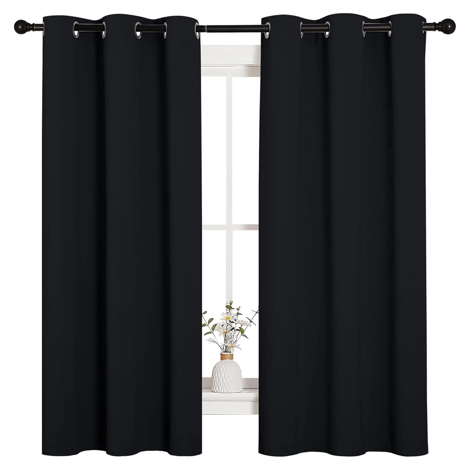 Cortinas Opacas Térmicas NICETOWN 106.68x160 cm 2 Paneles Negro