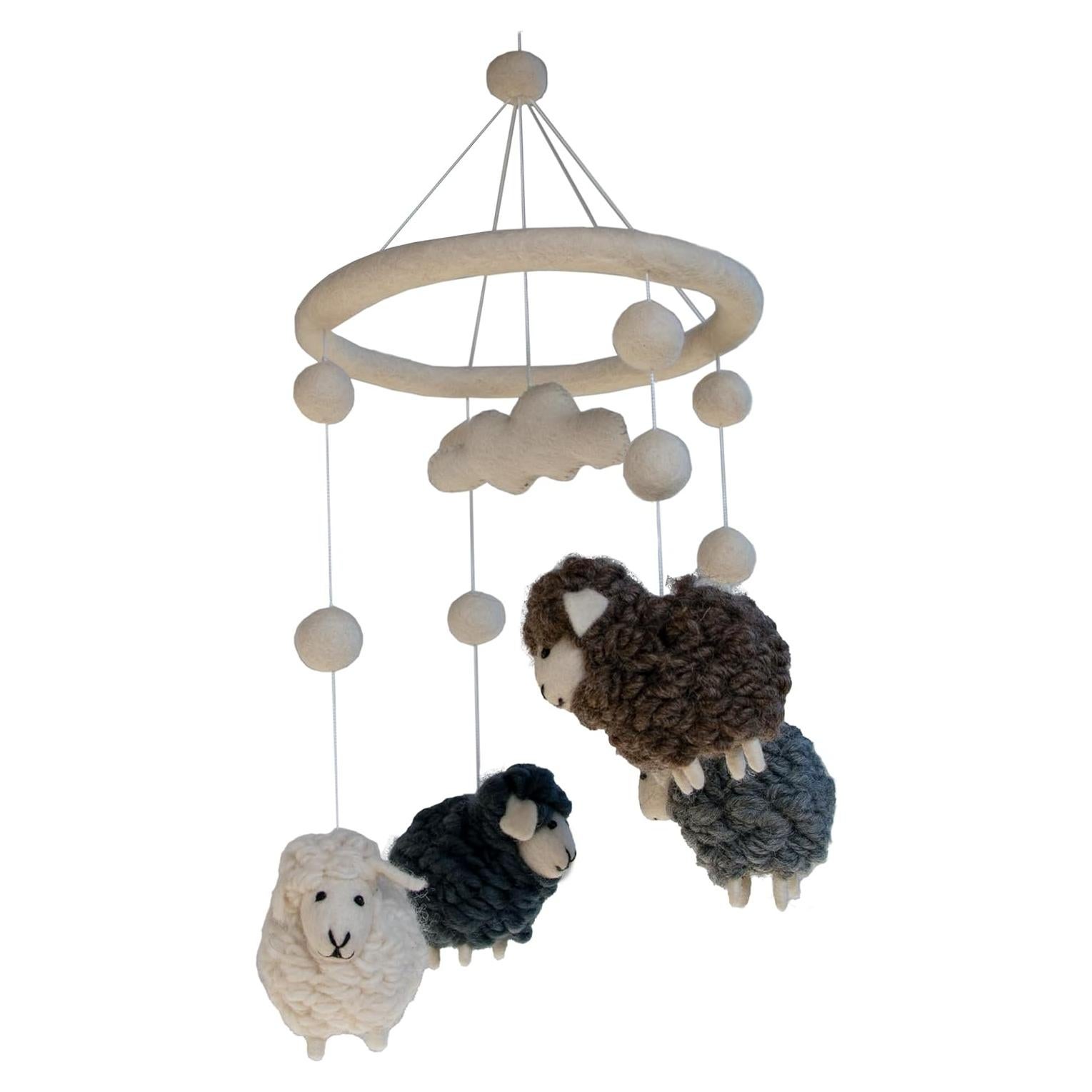 Móvil de Ovejas de Fieltro Hecho a Mano - Decoración Nórdica
