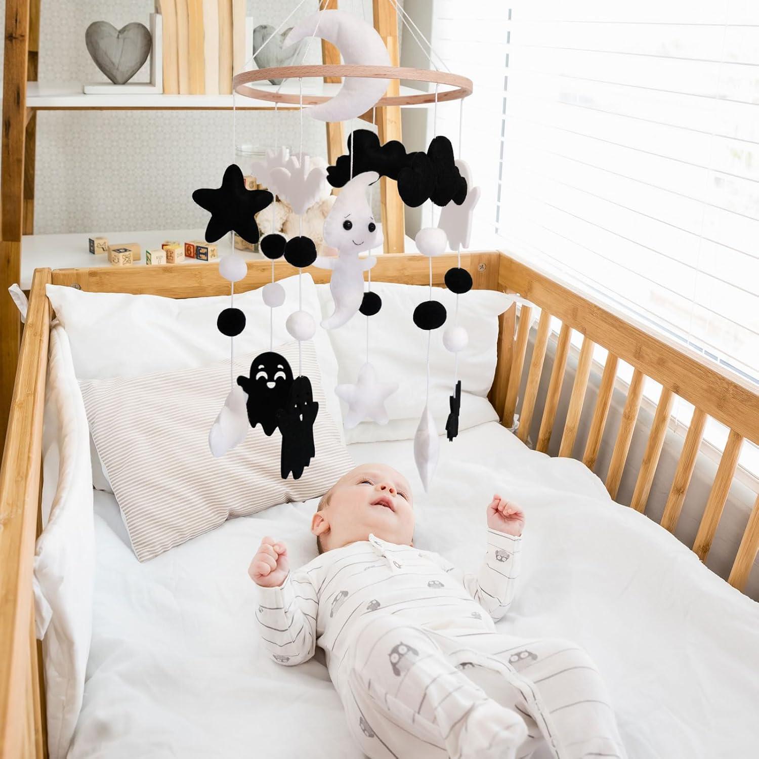 Móvil de Bebé Gótico Sweety Baby Fantasma 49.78 cm