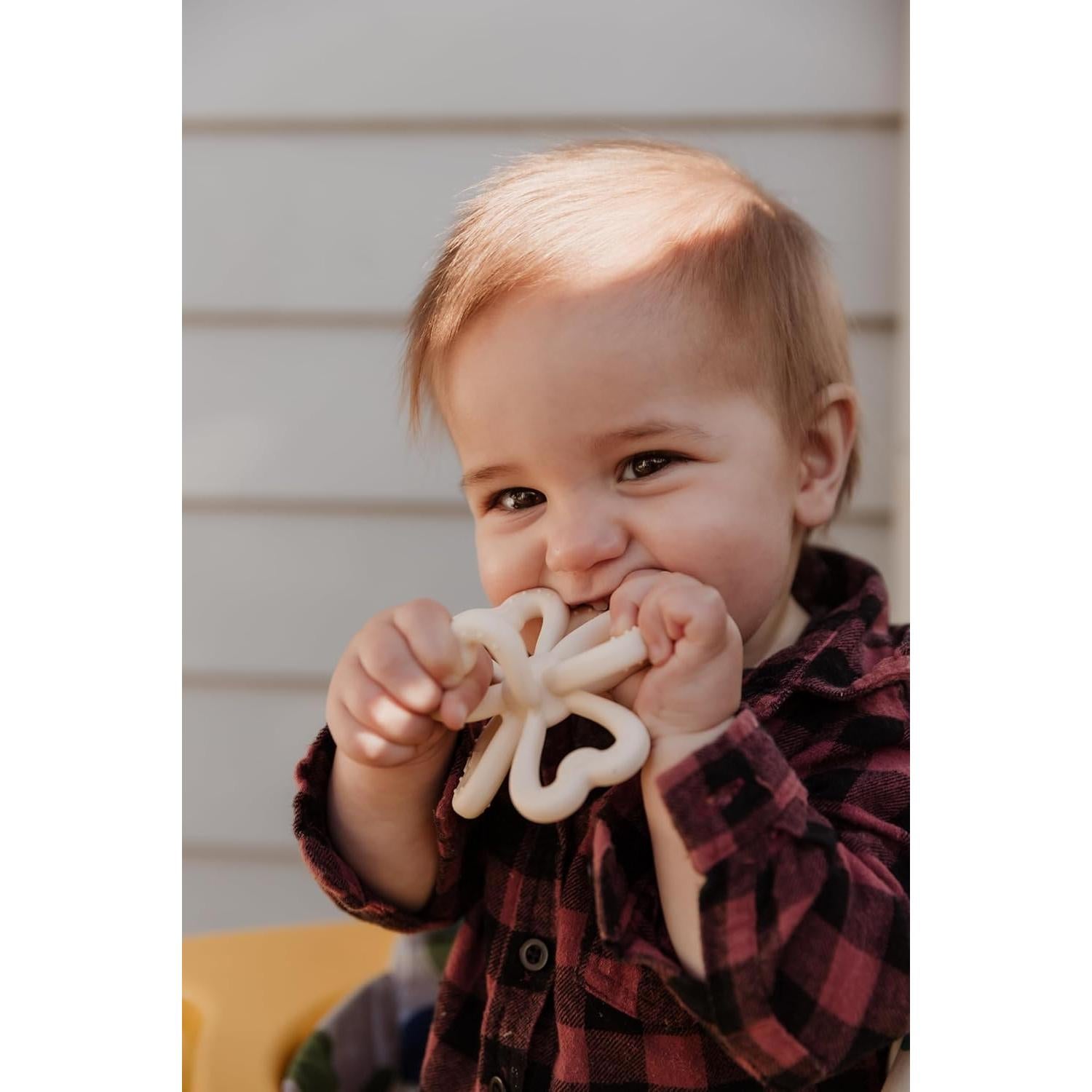 Mordedor de Silicona Haakaa Trébol 100% Grado Alimenticio