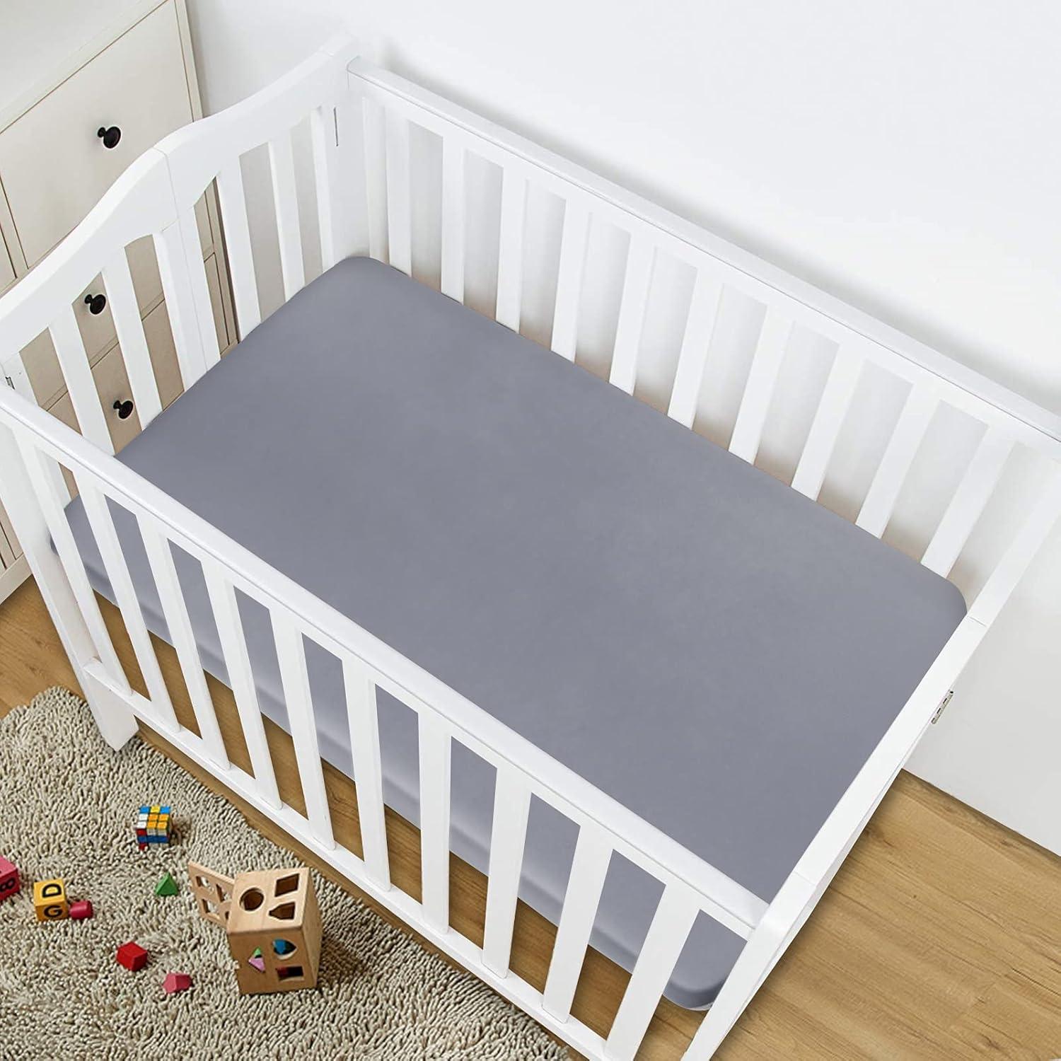 Sábana de Pack and Play Coldwind Gris 99x68.6cm Satin