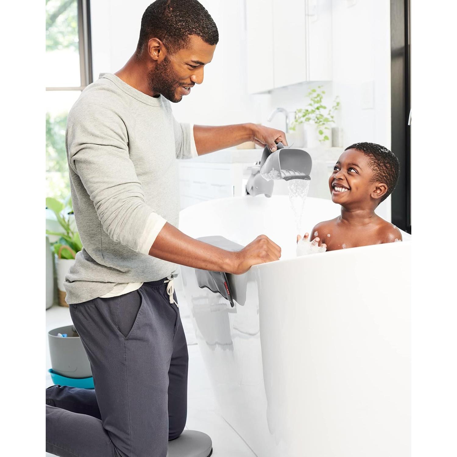 Taza de Enjuague Skip Hop MOBY Gris 710 mL Sin Lloros