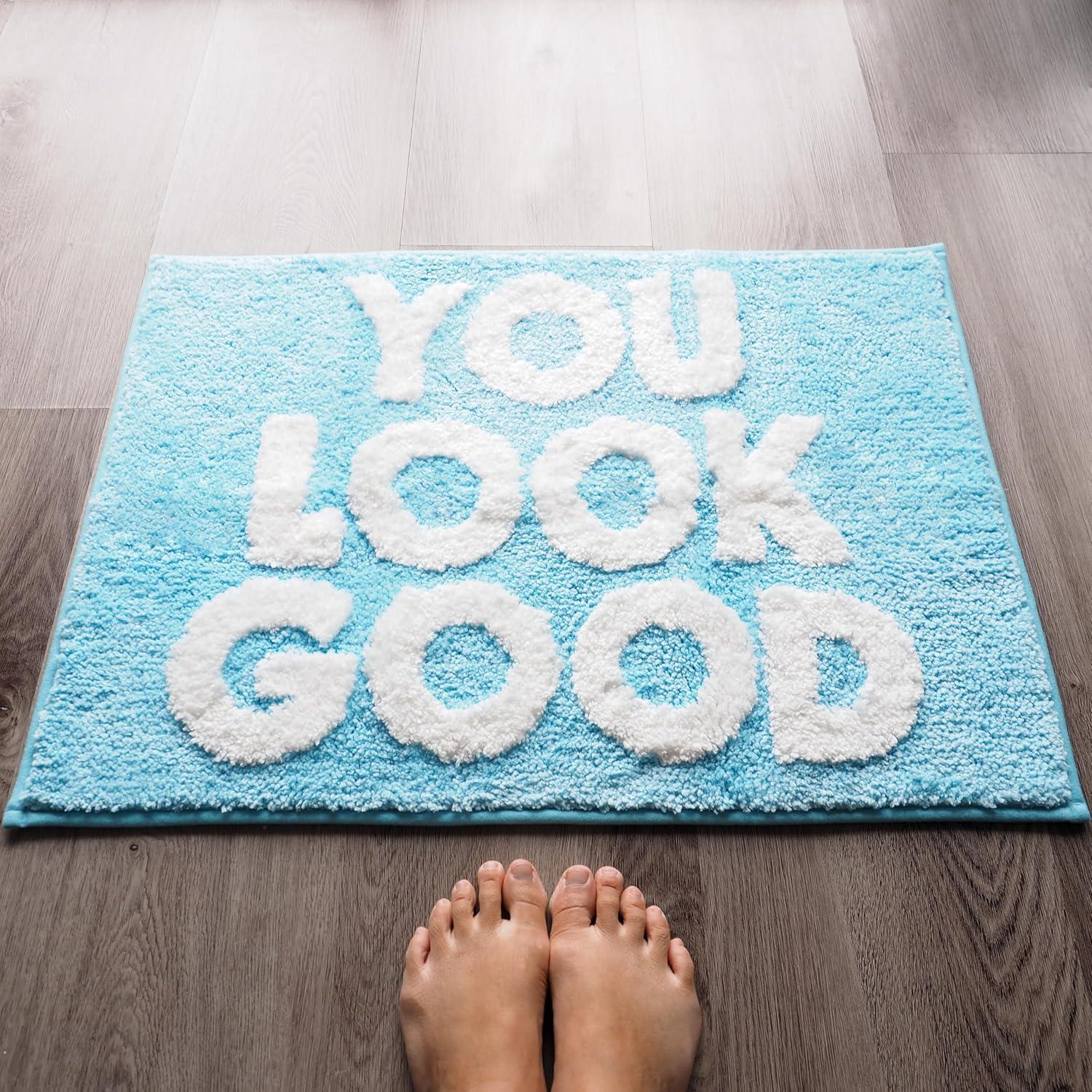 Alfombra de Baño Evovee Te Ves Bien 0.51x0.76m Azul Bebé