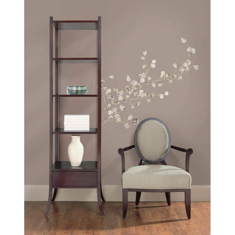 Rama de Dólar Plateado RoomMates Gigante 121.3x67.3cm