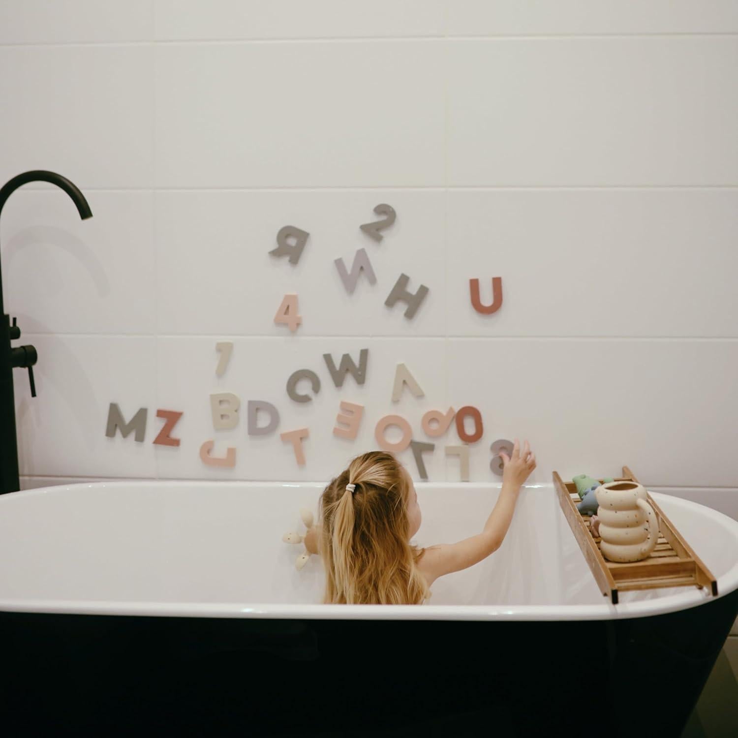 Letras y Números de Espuma Mushie para Baño - 26 Piezas