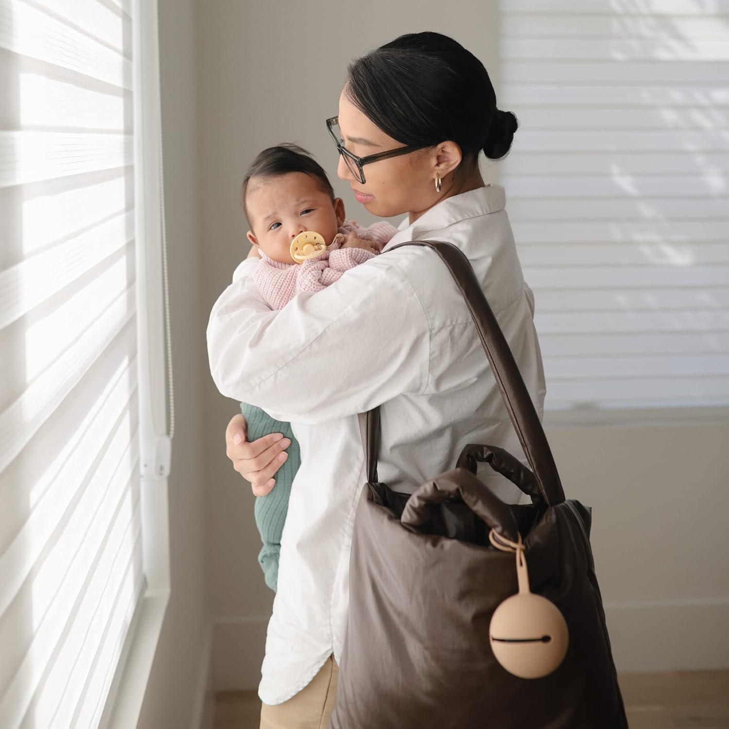 Funda para Chupete de Silicona Mushie Malva Nublada