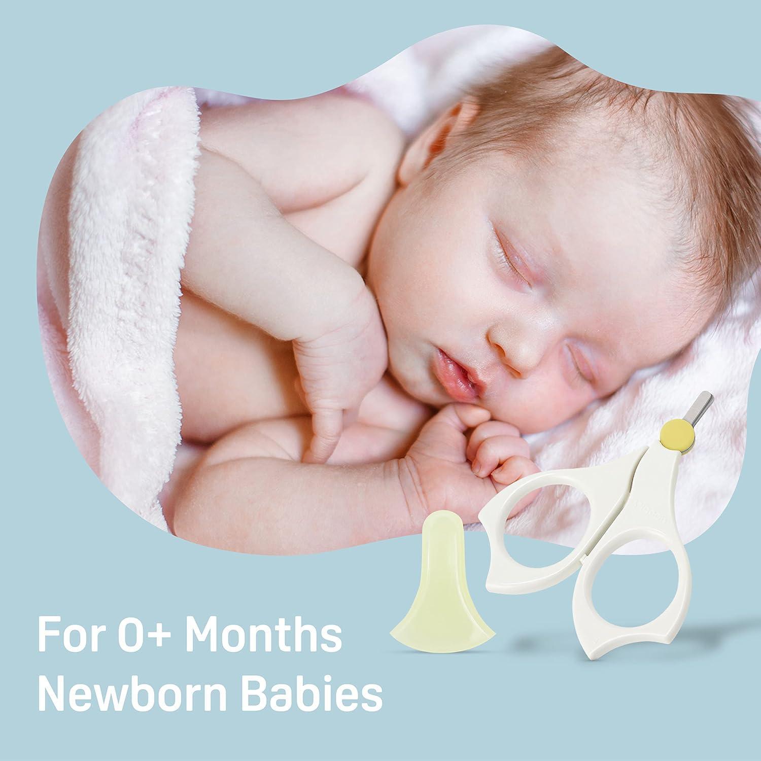 Juego de Cuidado de Salud para Bebés Pigeon - Tijeras, Aspirador Nasal y Hisopos