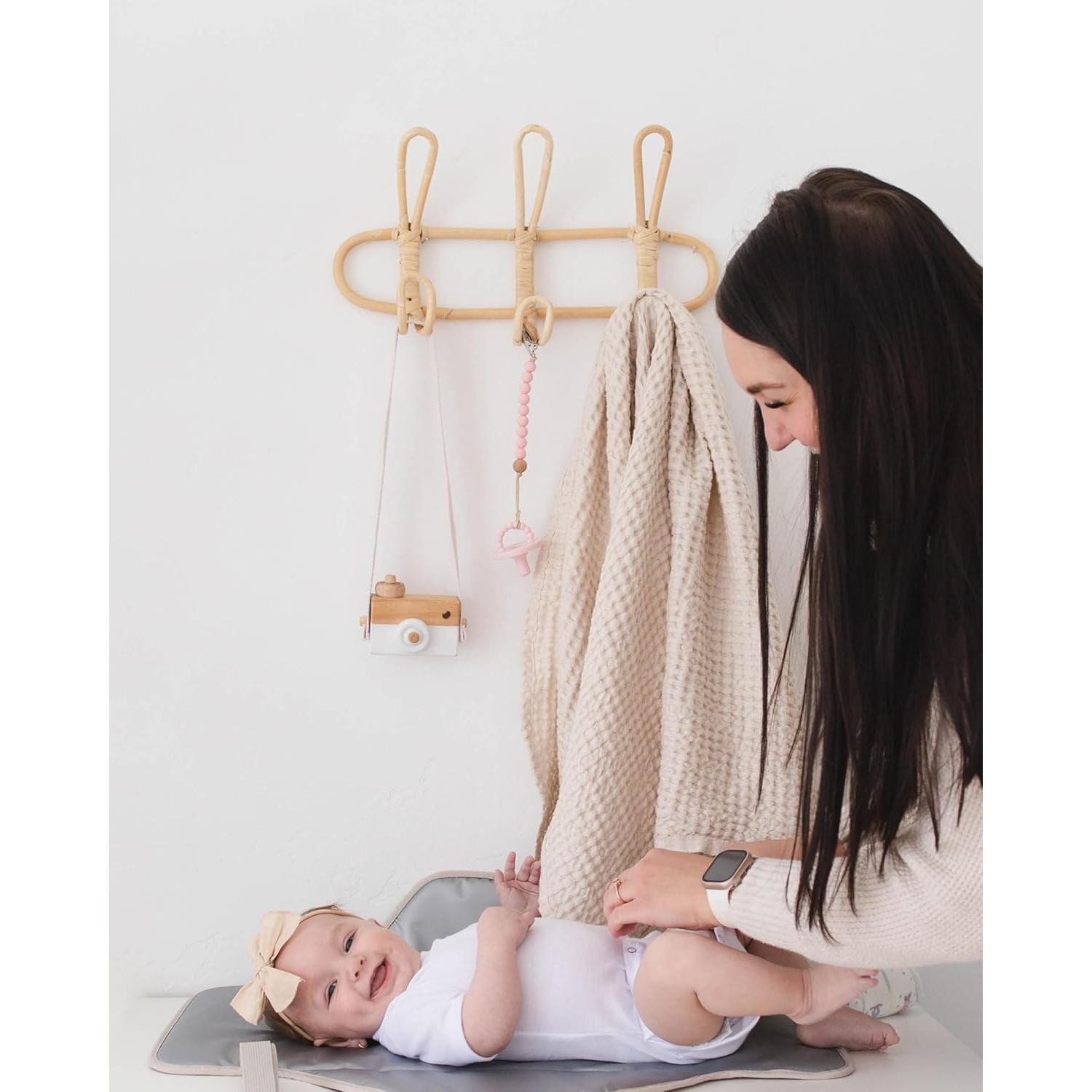 Alfombrilla de Cambio de Pañales Lily Miles Portátil Impermeable