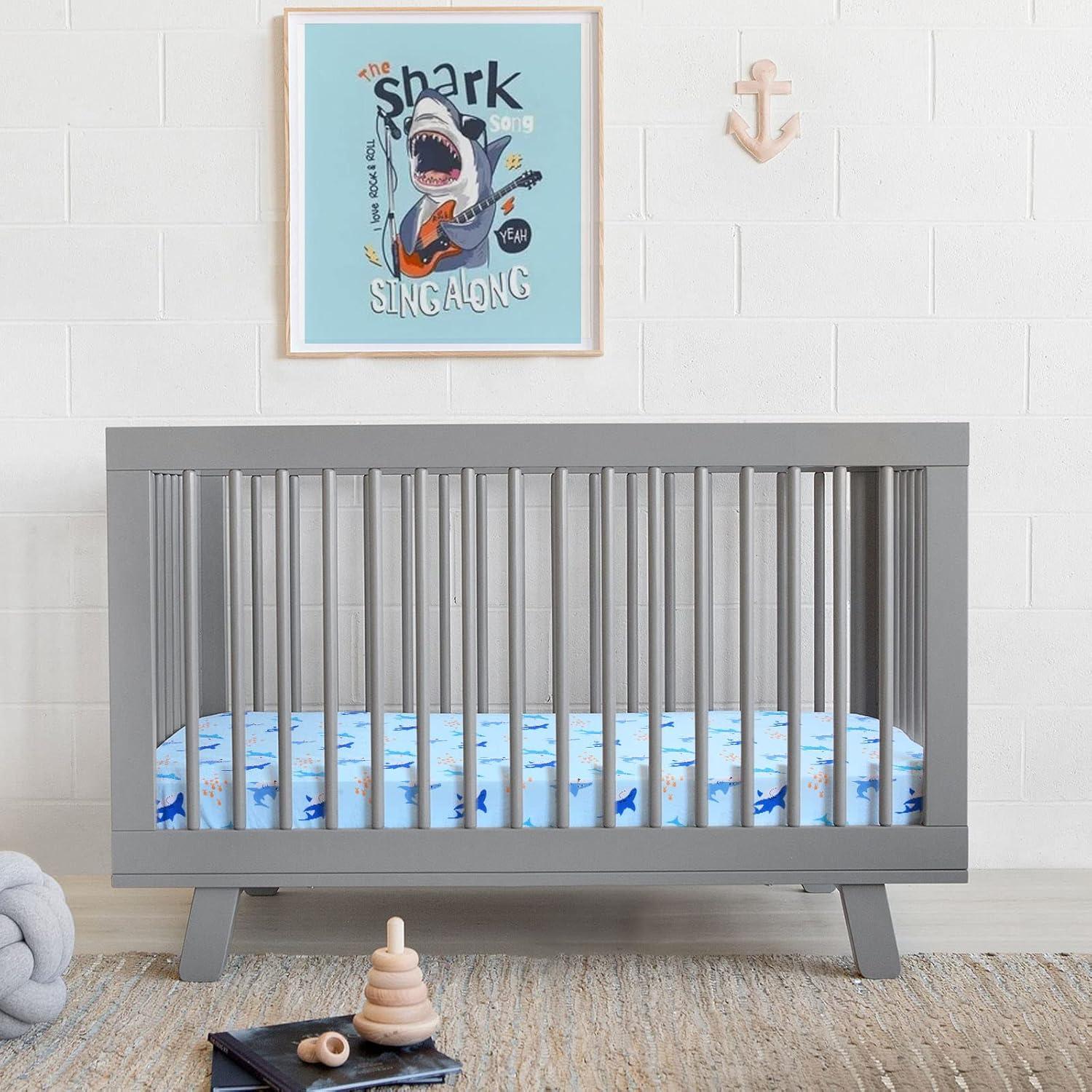 Sábana Ajustada para Cuna UOMNY Tiburones 132x71 cm Microfibra