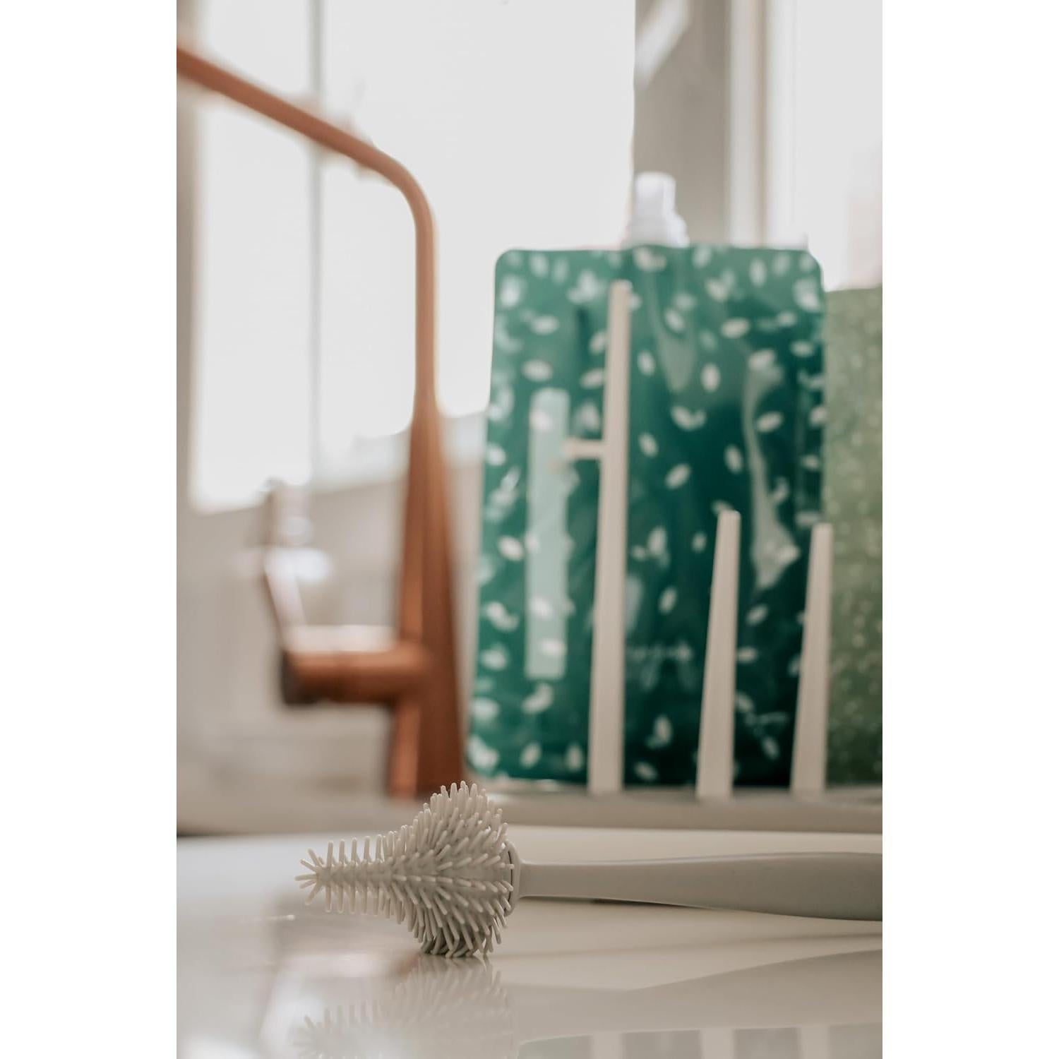 Cepillo Limpiador de Botellas de Silicona Kangoo - Ergonomía y Suavidad