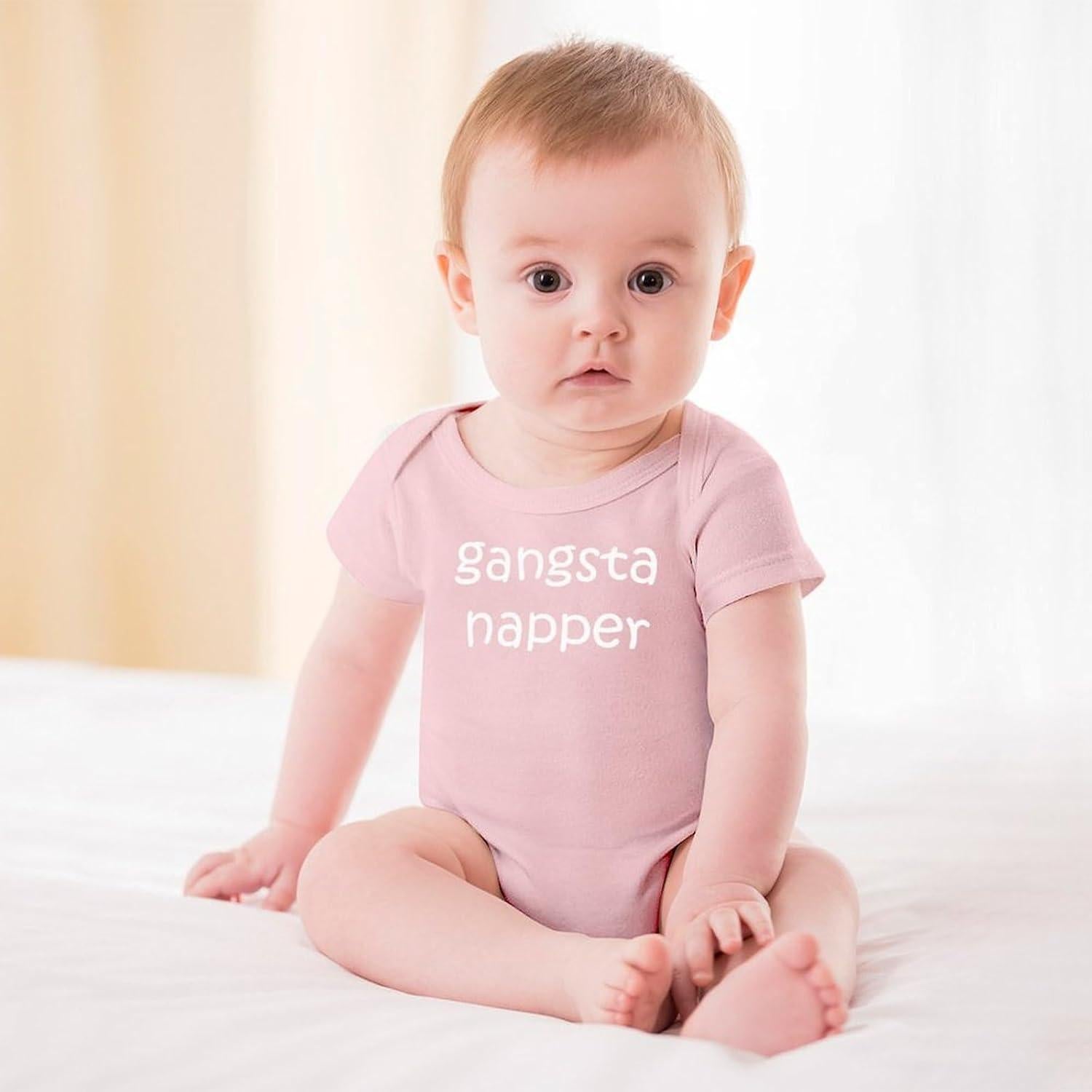 Body de Bebé Unisex Gangsta Napper - 100% Algodón - Rosa Claro