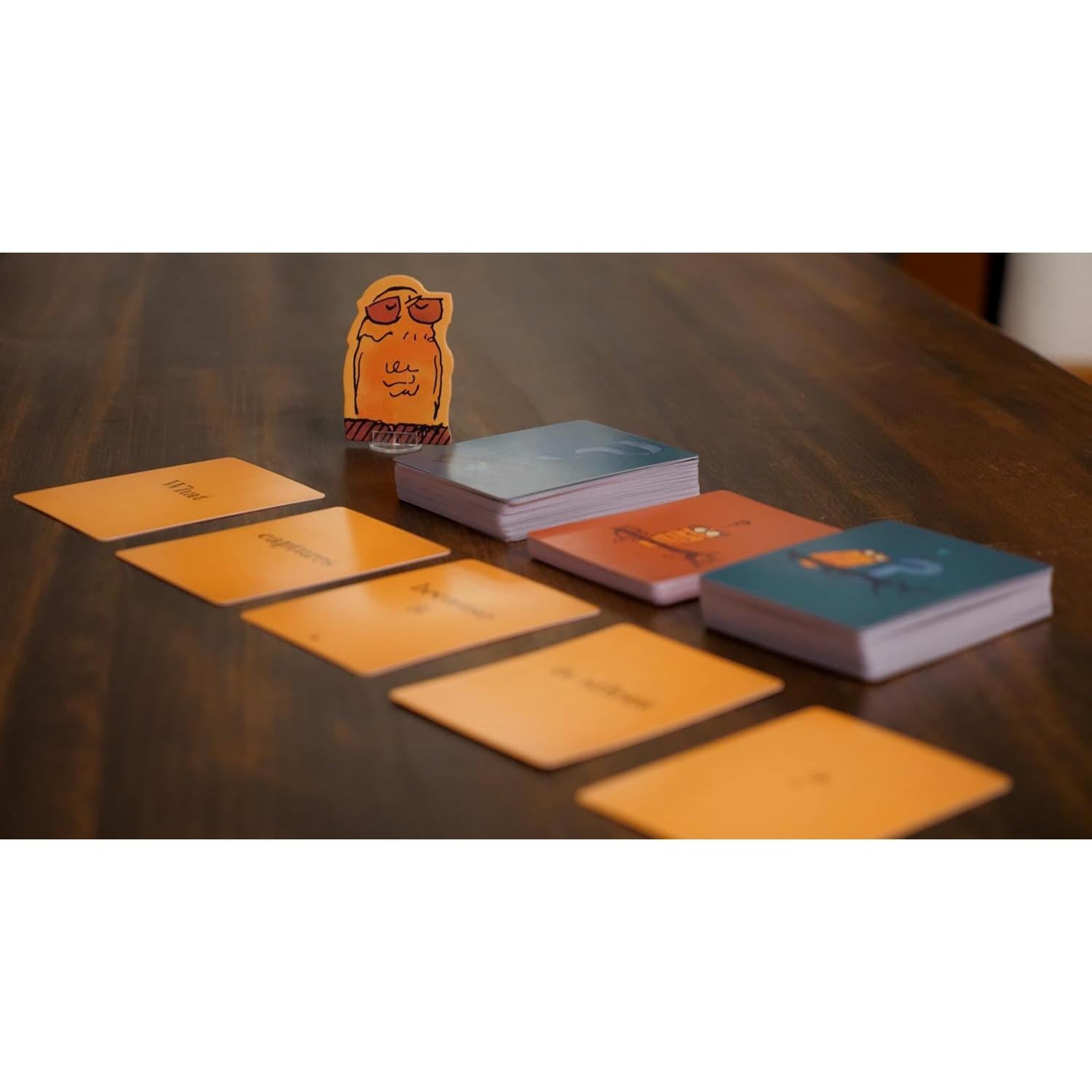 Juego de Cartas Búhos Satisfechos Runaway Parade - 3-15 Jugadores