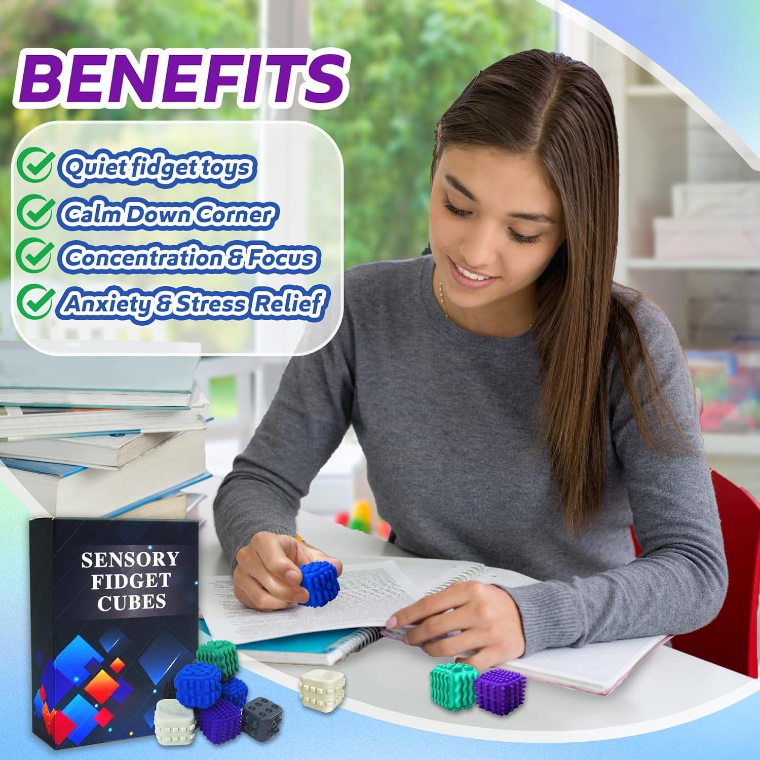 Juguetes Fidget Cube UIIOPJIOM Silicona Texturizada 9.14x6.1cm