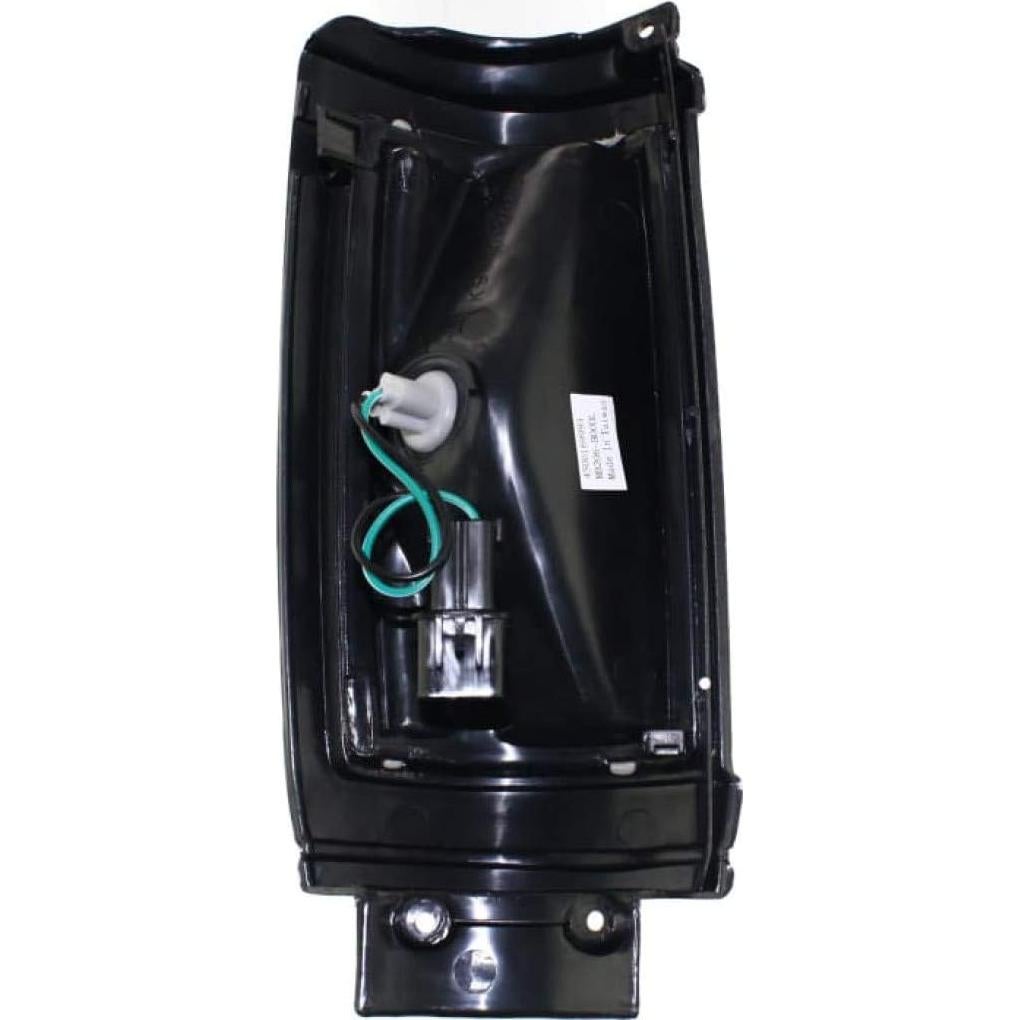 Luz de Esquina KarParts360 para Mitsubishi Mighty Max 1987-1996 Par Lente Ámbar