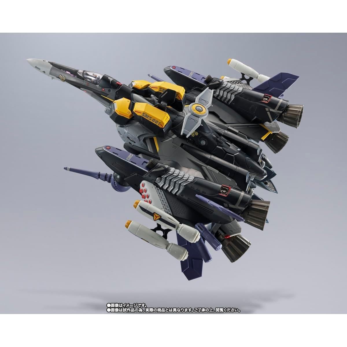 Figura DX Chogokin Bandai VF-25S Valkyrie Ozma Lee 30 cm