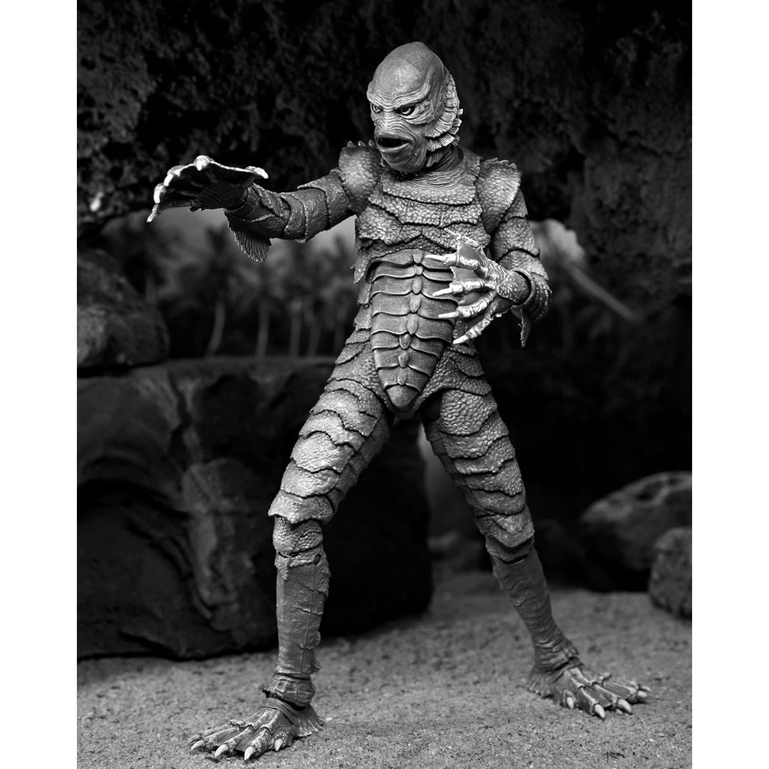 Figura de Acción NECA Criatura del Pantano Negro 17.78 cm