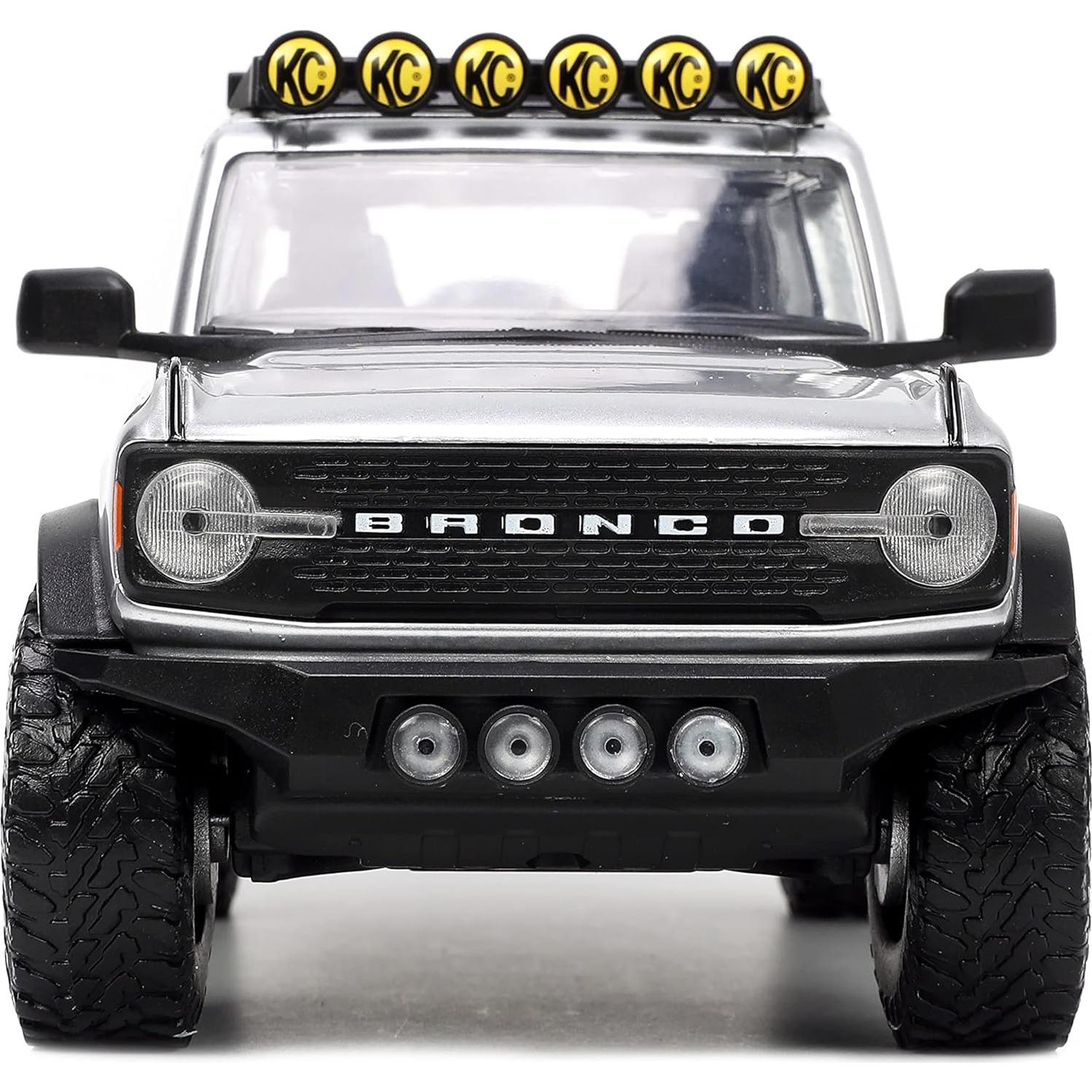 Coche de metal Jada Toys Ford Bronco 2021 1:24 con soporte
