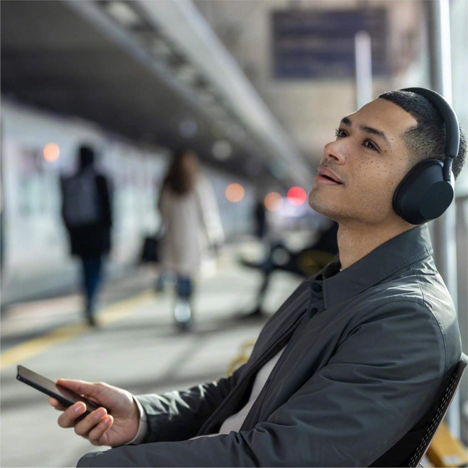 Auriculares Inalámbricos Sony WH-1000XM5 con Cancelación de Ruido y Adaptador Bluetooth