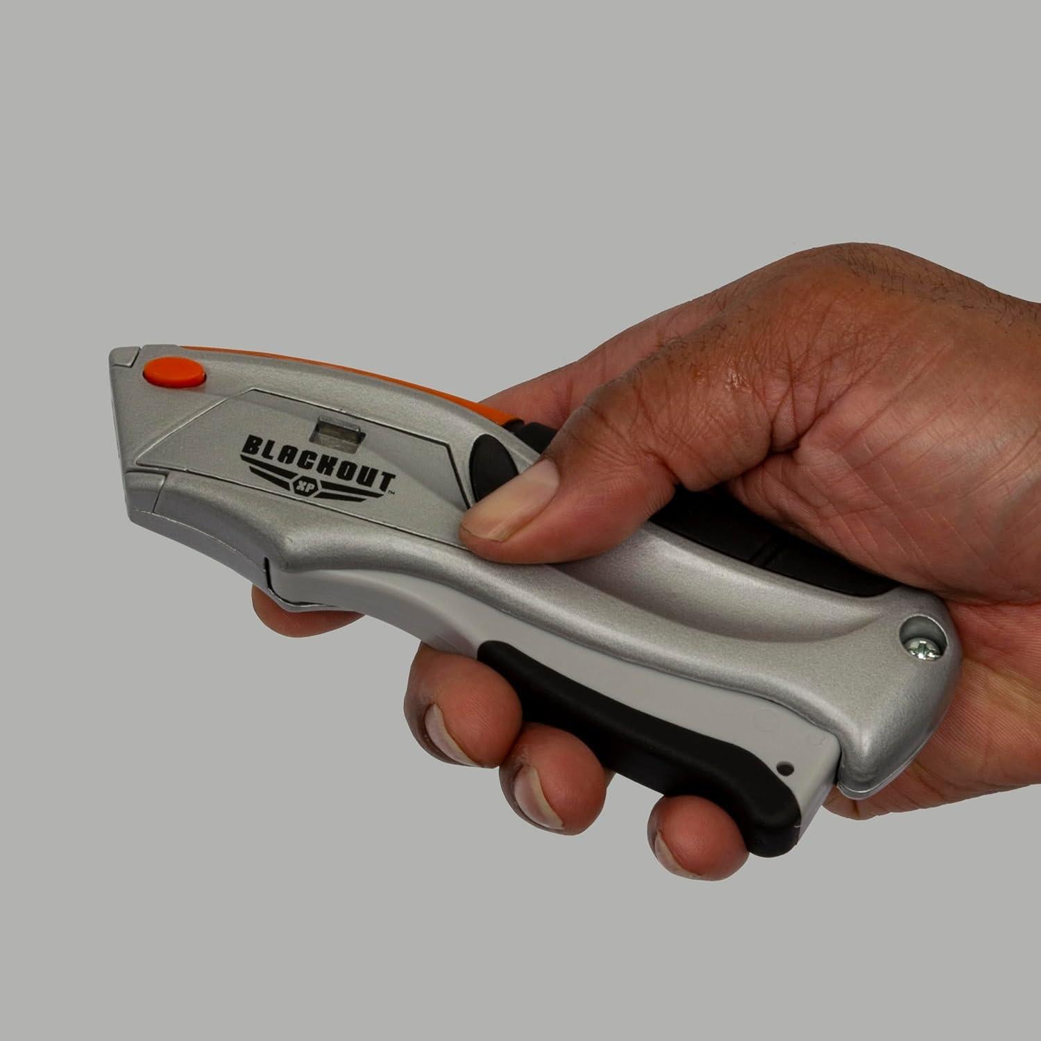 Cuchillo Utility Retráctil Blackout XP con 6 Cuchillas