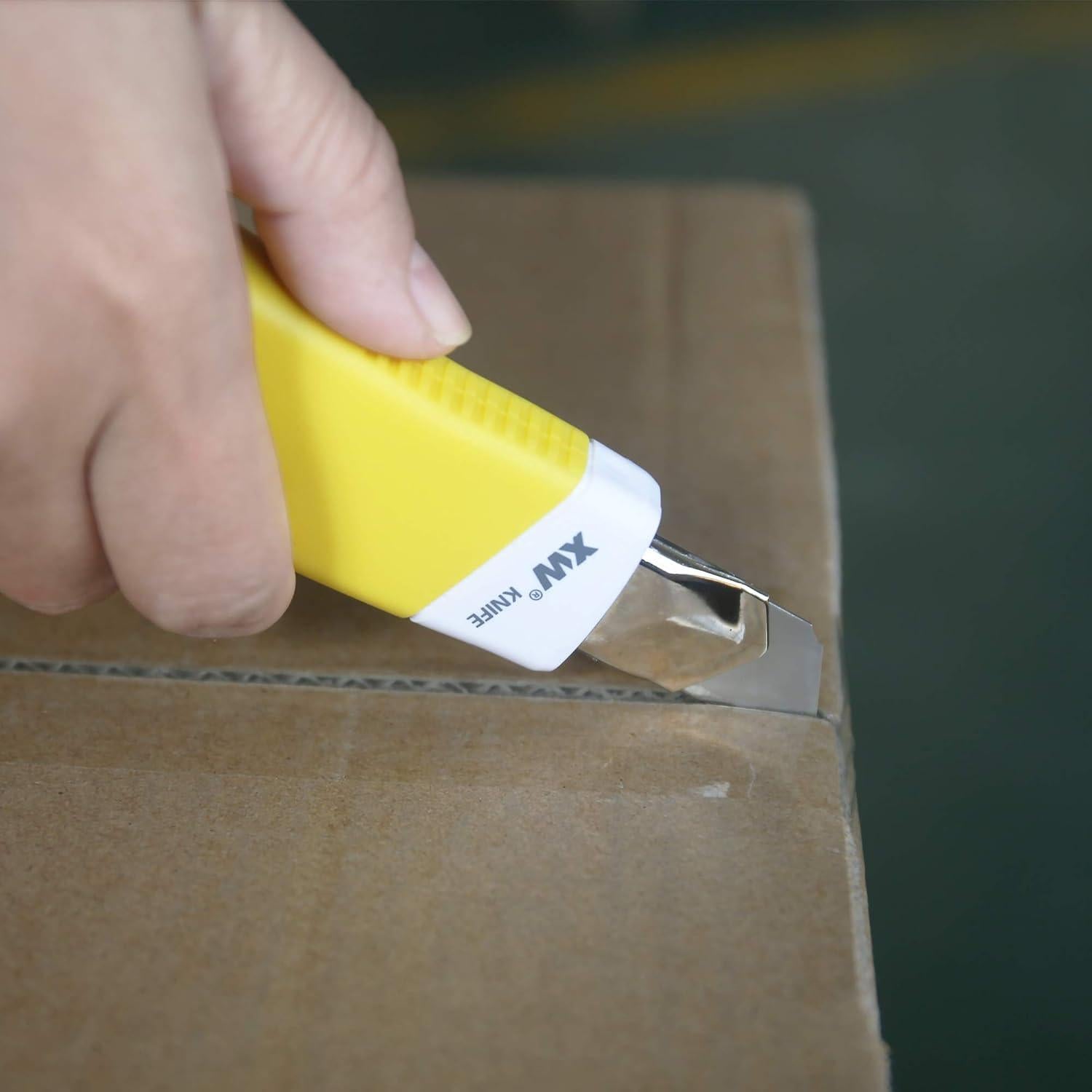 Cuchillo Utility XW 18mm con bloqueo automático - Paquete de 4