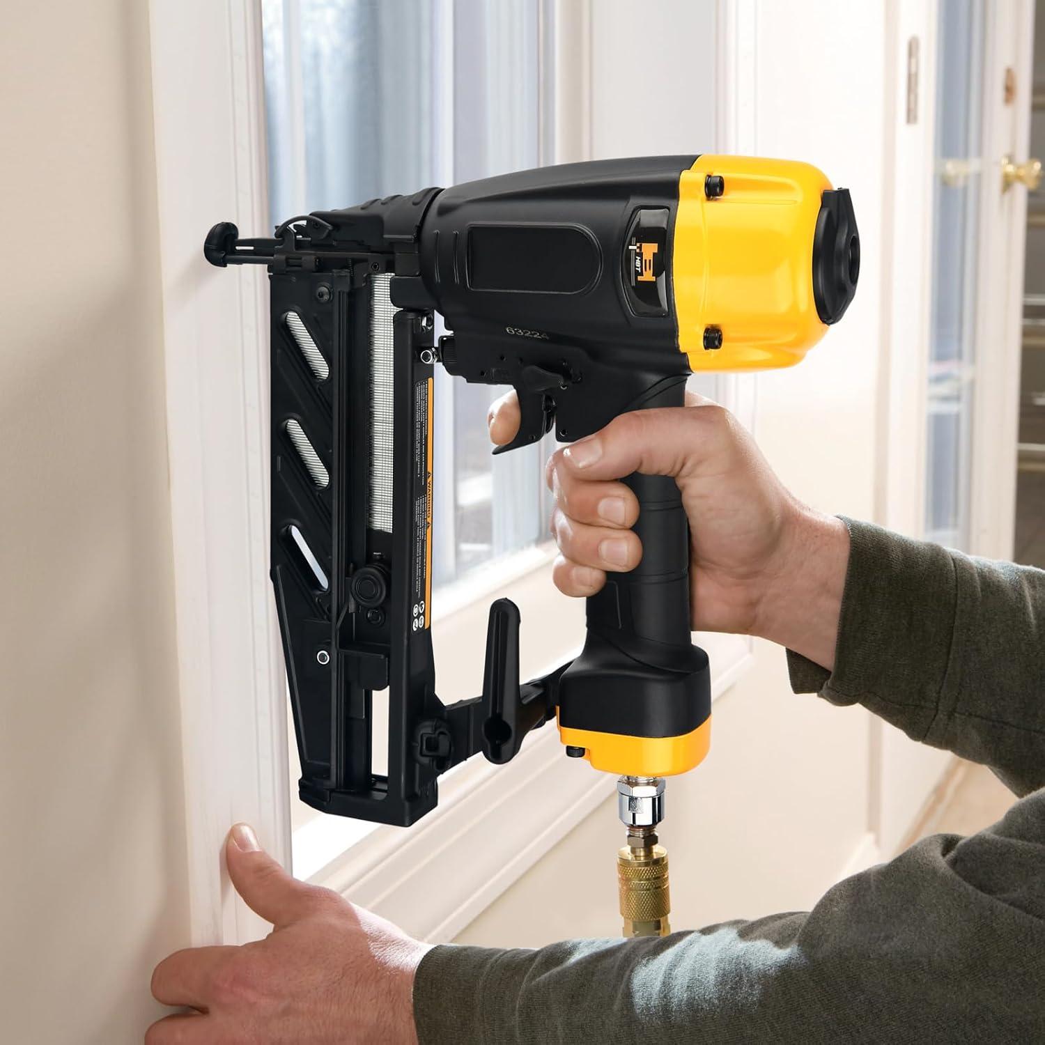 Clavadora de Acabado HBT 64P 16 Gauge Magnesio 1-2.5"