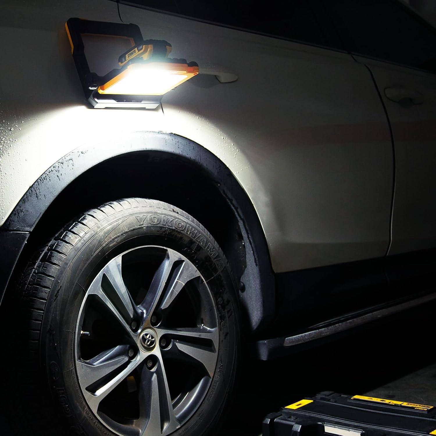 Luz de Trabajo Portátil LED 4000 Lúmenes DAYATOOL Inalámbrica