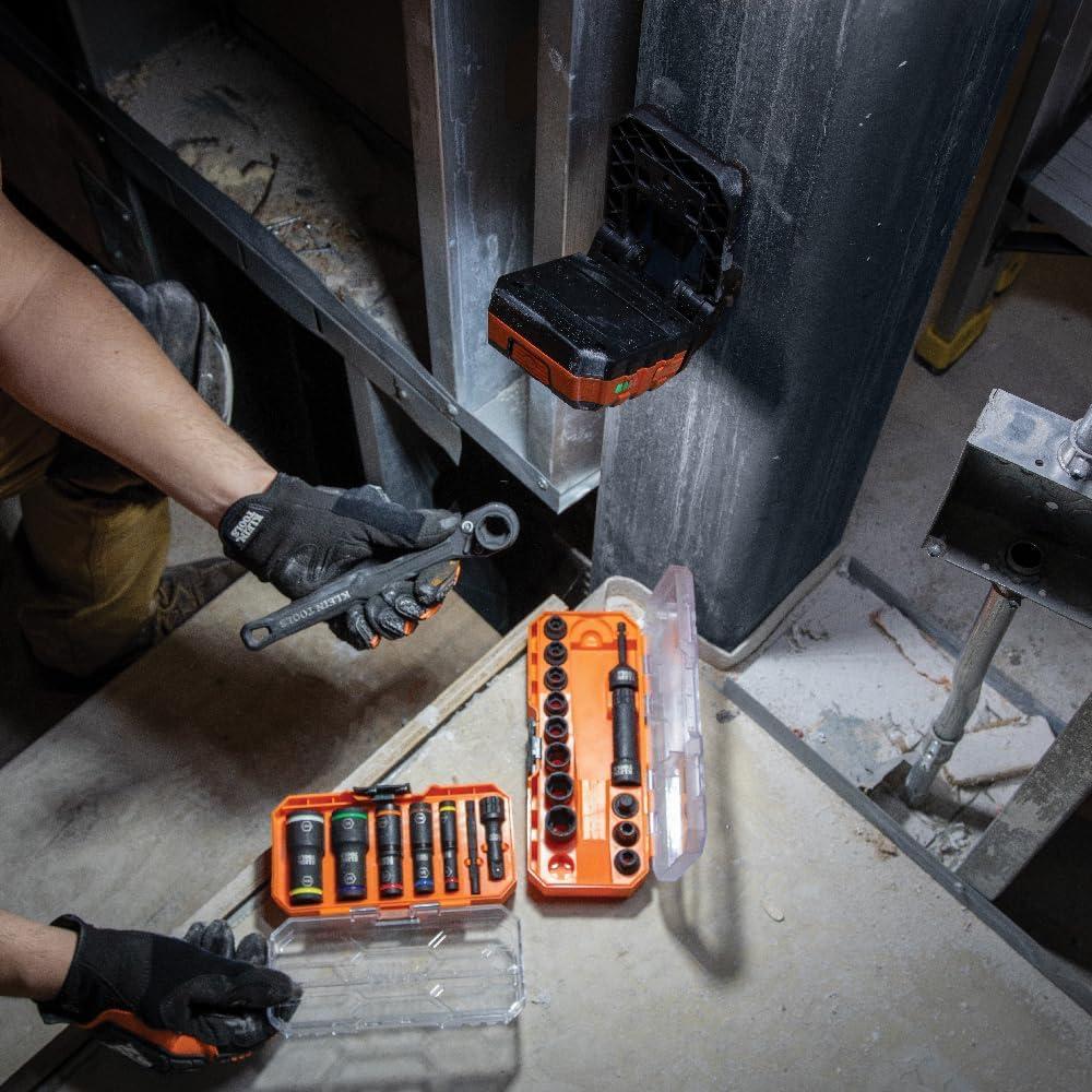 Luz de Trabajo LED Klein Tools MODbox 1000 Lúmenes Recargable