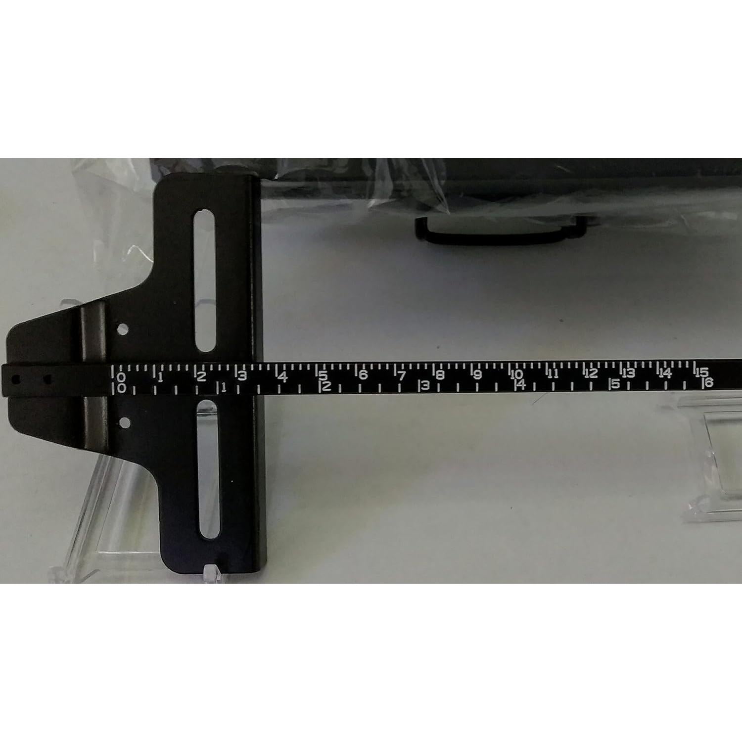 Sierra de Calar Orbital RYOBI JS651L1 6.1 Amp Eléctrica