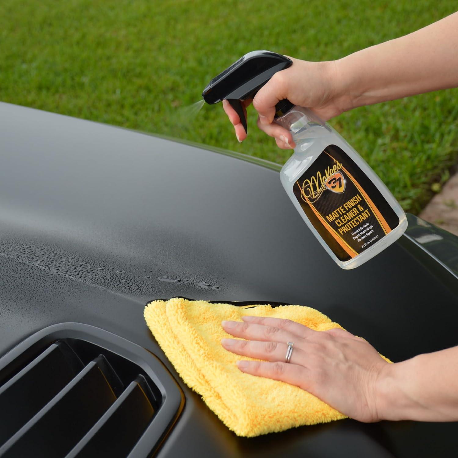 Limpiador y Protector Mate McKee's 37 - 650 ml, Sin Rayas UV