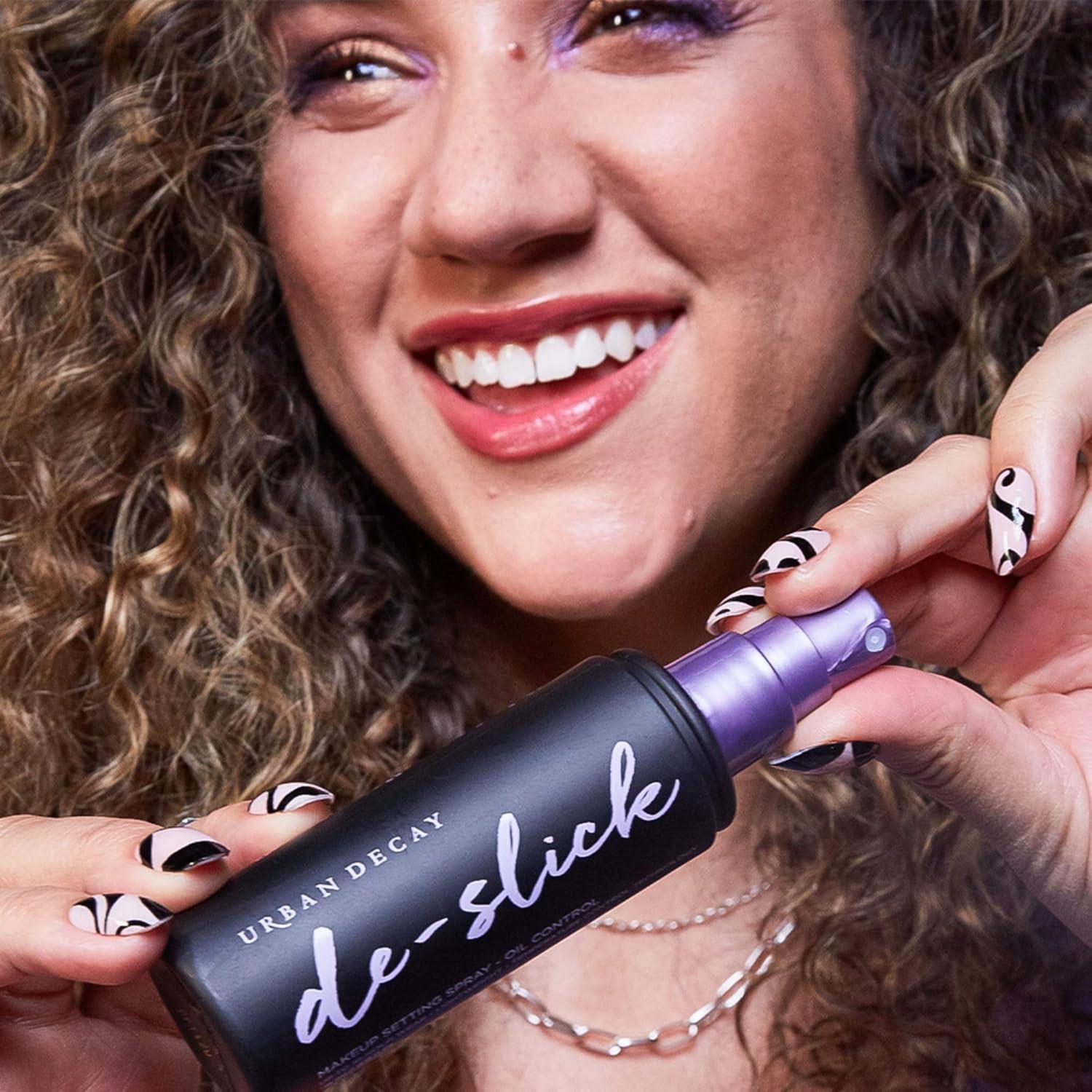 Spray Fijador de Maquillaje Urban Decay De-Slick 29.57 ml