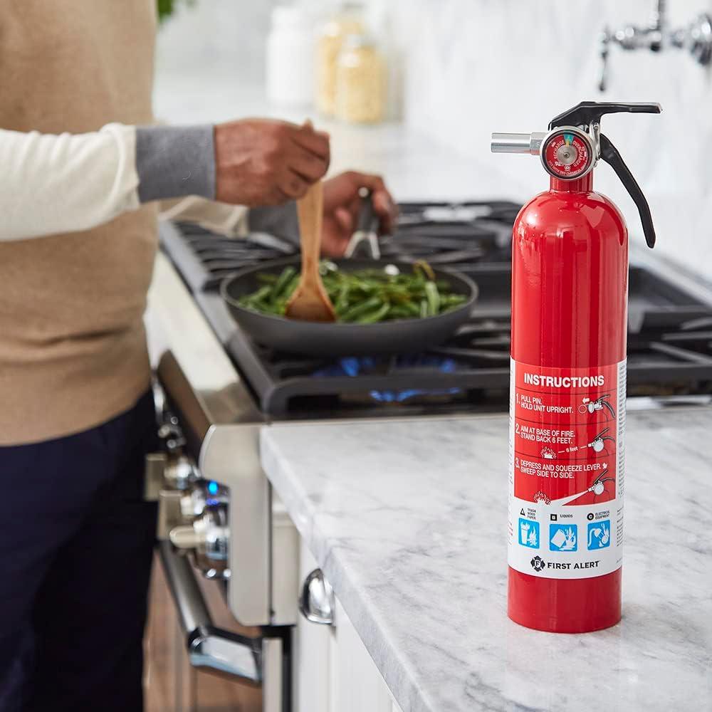 Extintores de Incendios First Alert Home1 y Kitchen5 - Combo