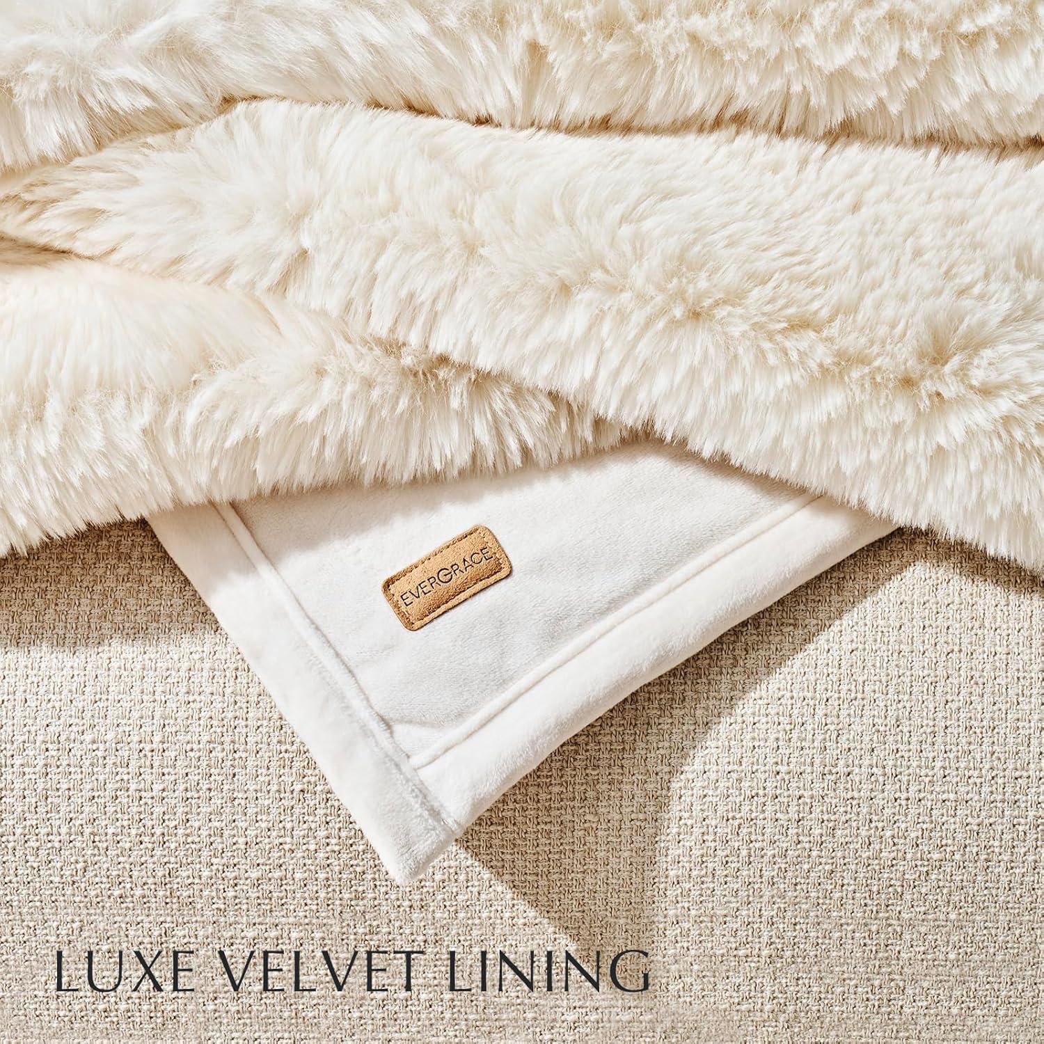 Manta de Falso Pelo Ultra Suave Evergracehome 152x127cm Blanca