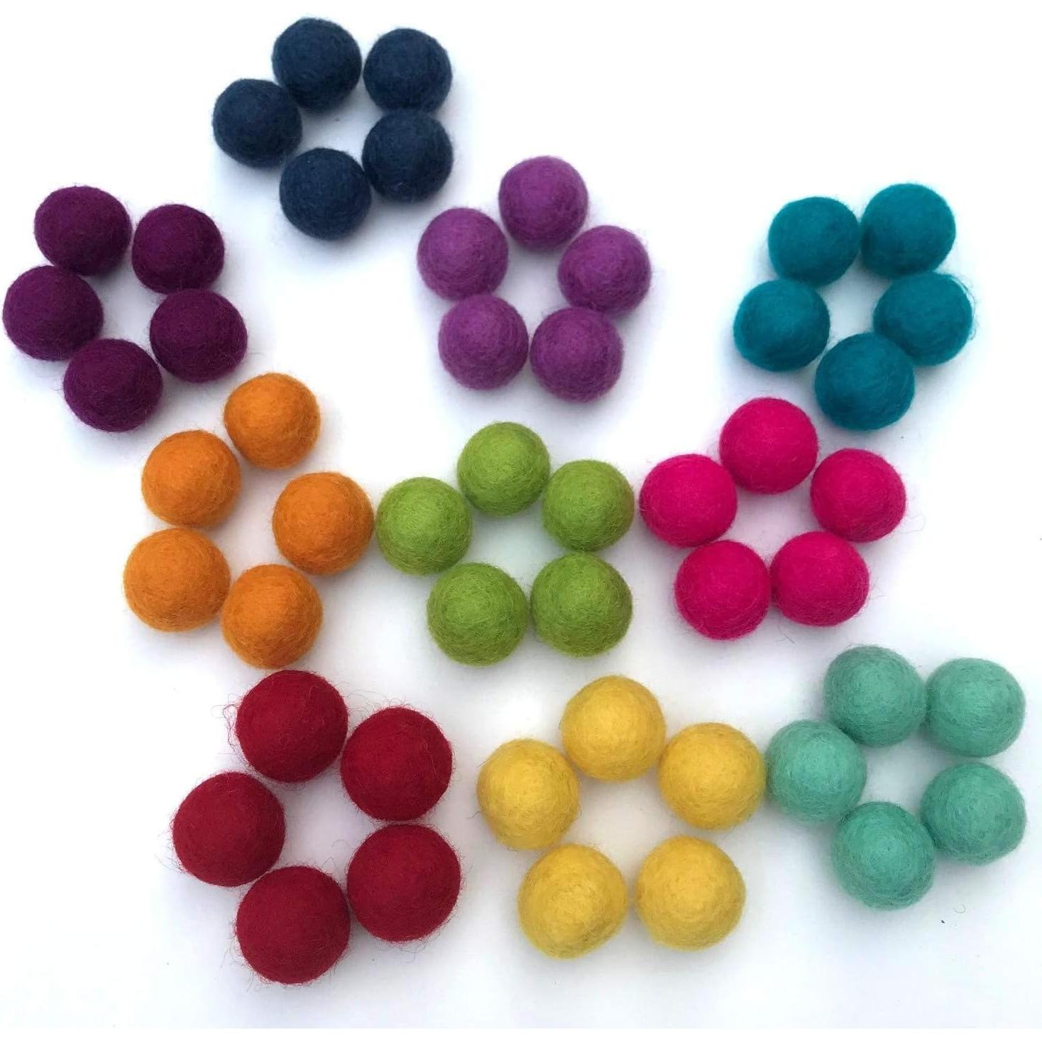 Pompones de Fieltro de Lana 100% Hechos a Mano - Arcoíris - 50 Bolas 2-2.5 cm