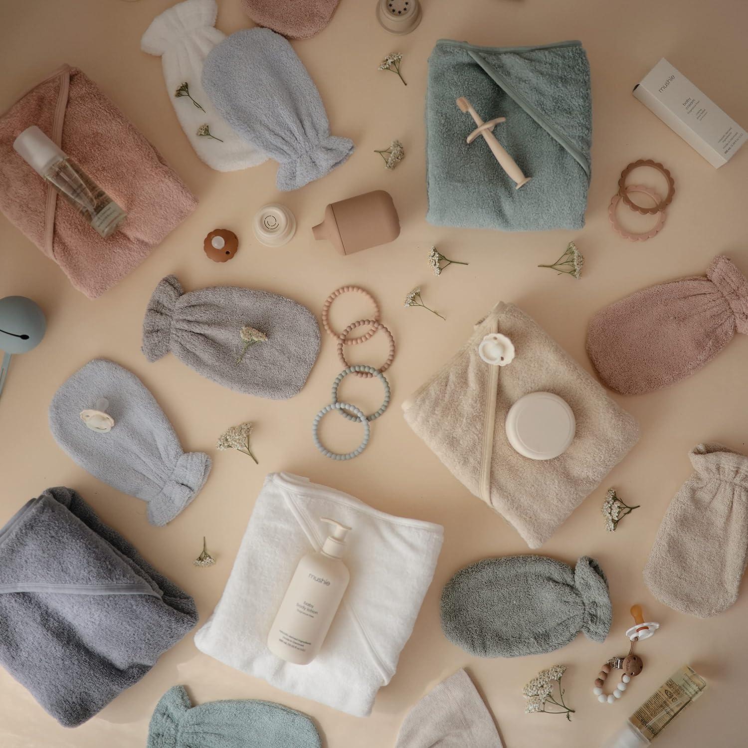 Toalla con Capucha para Bebé Mushie - Algodón Orgánico Azul