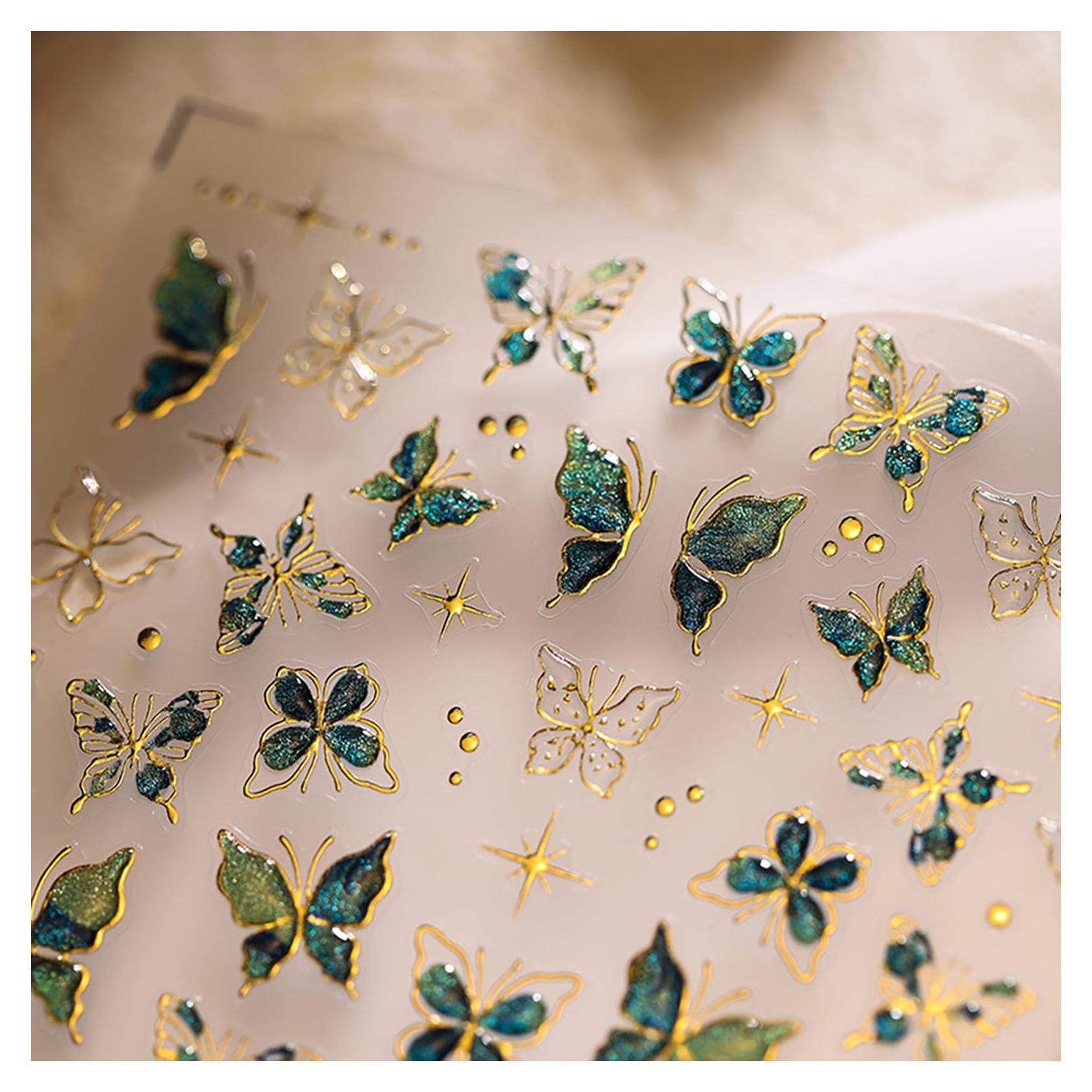 Calcomanías 5D de Uñas de Mariposa Verde y Doradas LYLYNB