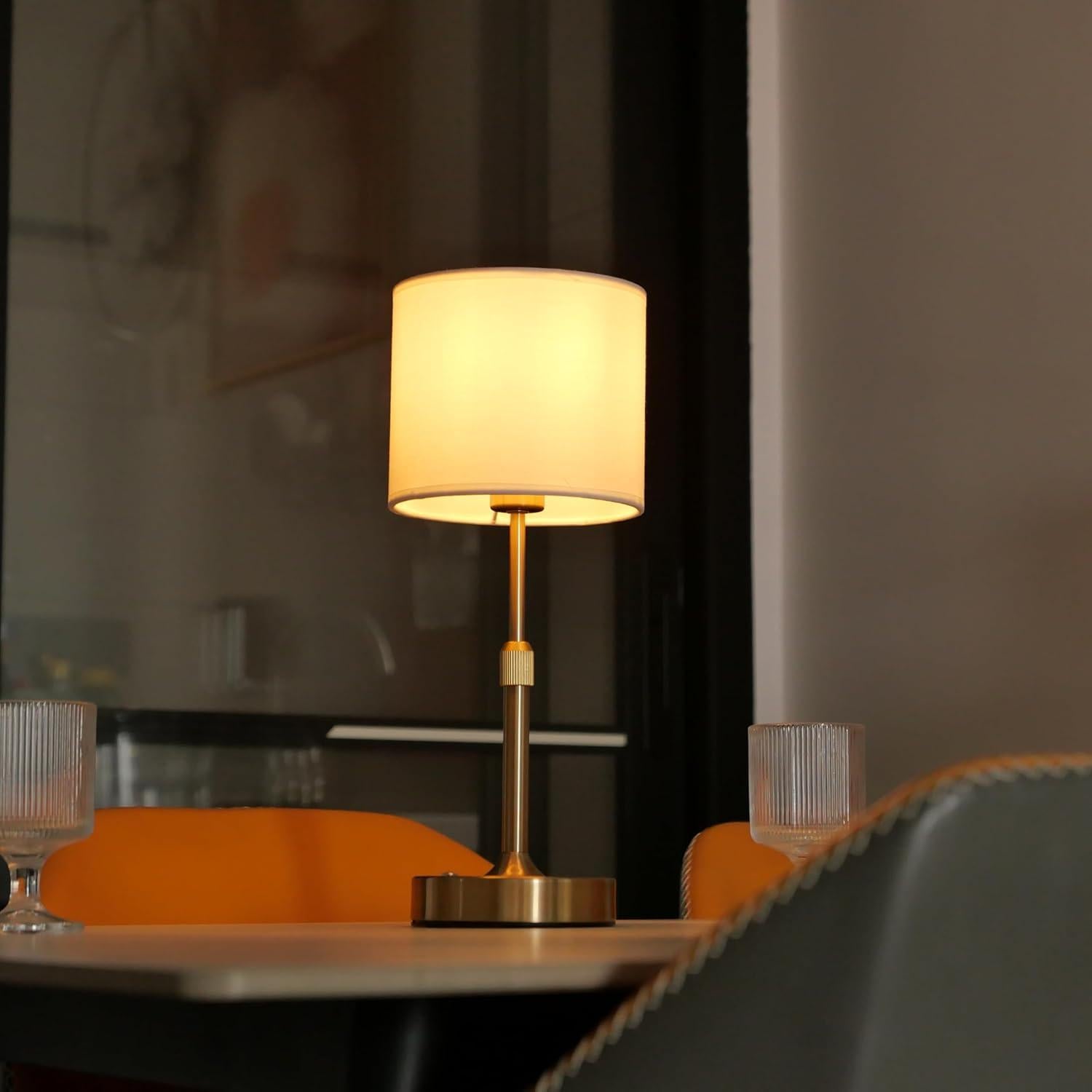 Lámpara de Mesa Inalámbrica TD002 Dorada Recargable USB