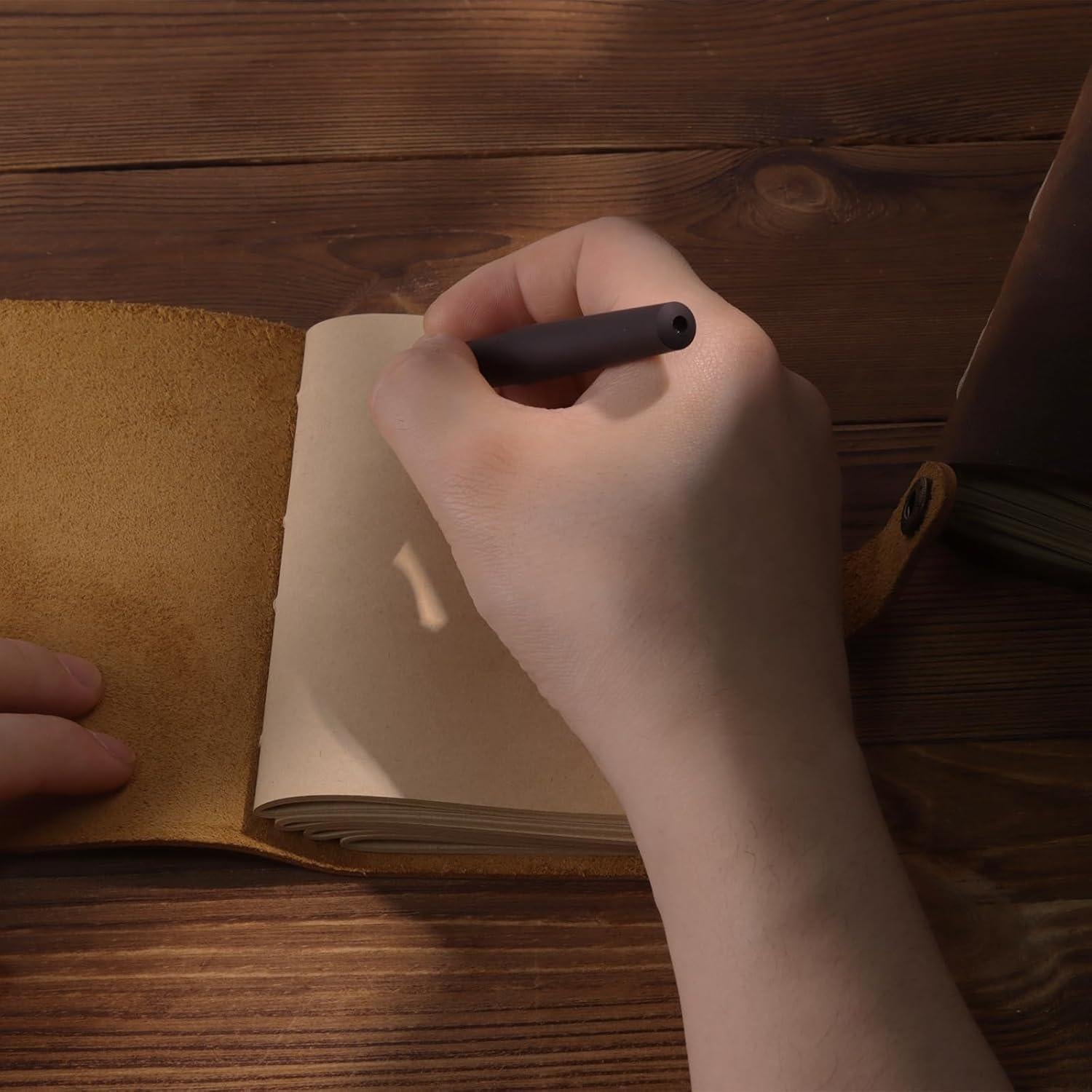 Cuaderno de cuero Fishknow 12.7x8.9 cm con bolígrafo