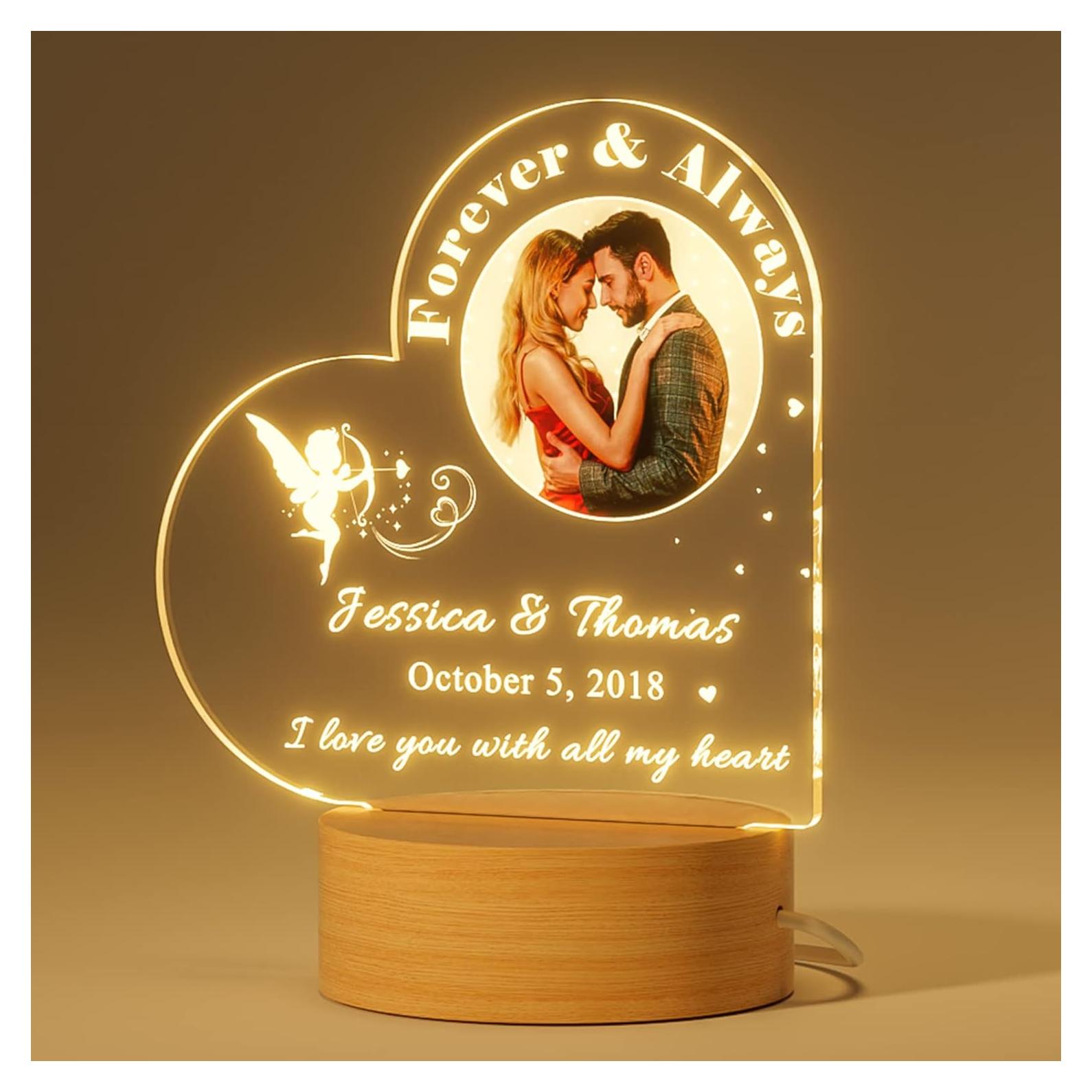 Luz Nocturna Corazón Personalizada Bemaystar 16x15cm