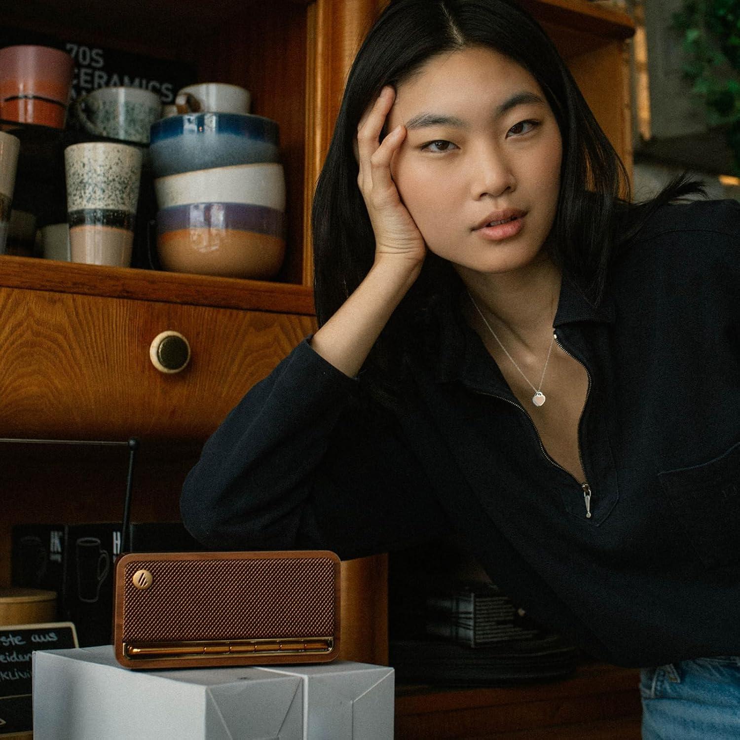 Altavoz Bluetooth Edifier MP230 Portátil 20W 10 Horas Negro Verde