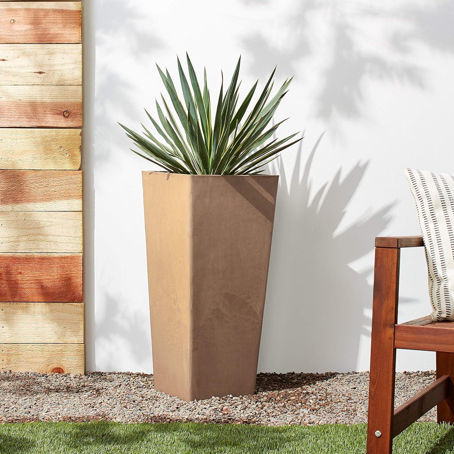 Macetero Cuadrado Alto Arcadia Garden 33x33x71 cm Taupe